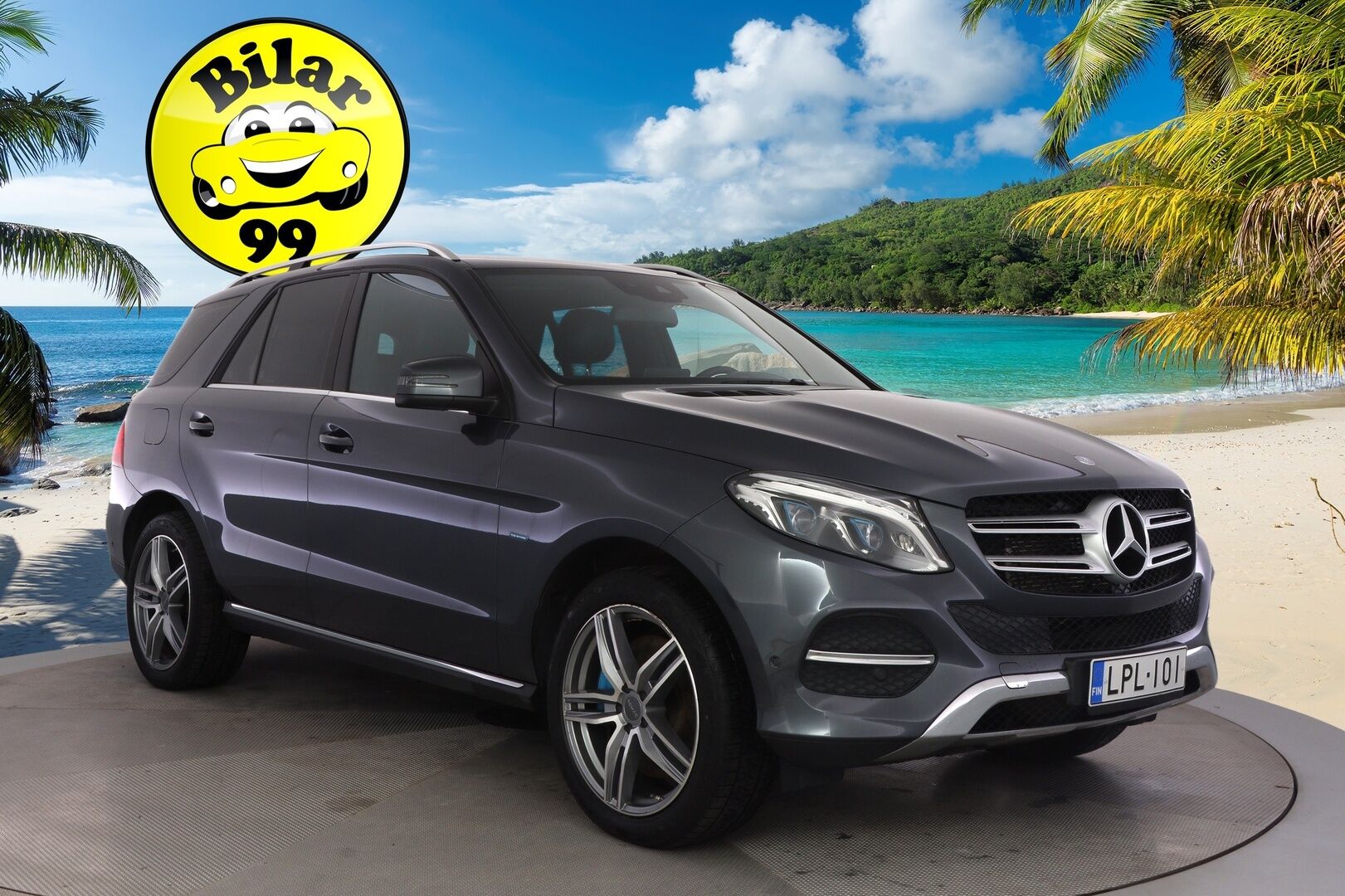 Mercedes-Benz GLE 2016 500 e 4MATIC *Vakionopeudensäädin / ILS - LED ajovalot / Sähk.säätöiset etuistuimet / Koukku / SOH 70.4%* - *2x Renkaat & Vanteet / Puolinahkasisusta / Musta sisäkatto / 2x Kaapelit* - HULLUT BLACKWEEK JATKOT - KORKOTARJOUS 2,49%