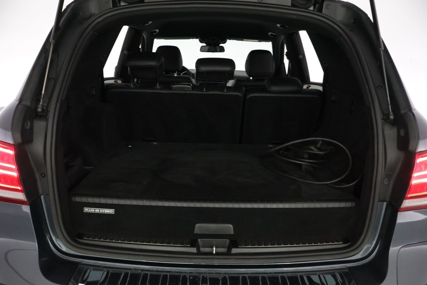 Mercedes-Benz GLE 2016 500 e 4MATIC *Vakionopeudensäädin / ILS - LED ajovalot / Sähk.säätöiset etuistuimet / Koukku - *2x Renkaat & Vanteet / Puolinahkasisusta / Musta sisäkatto / 2x Kaapelit*