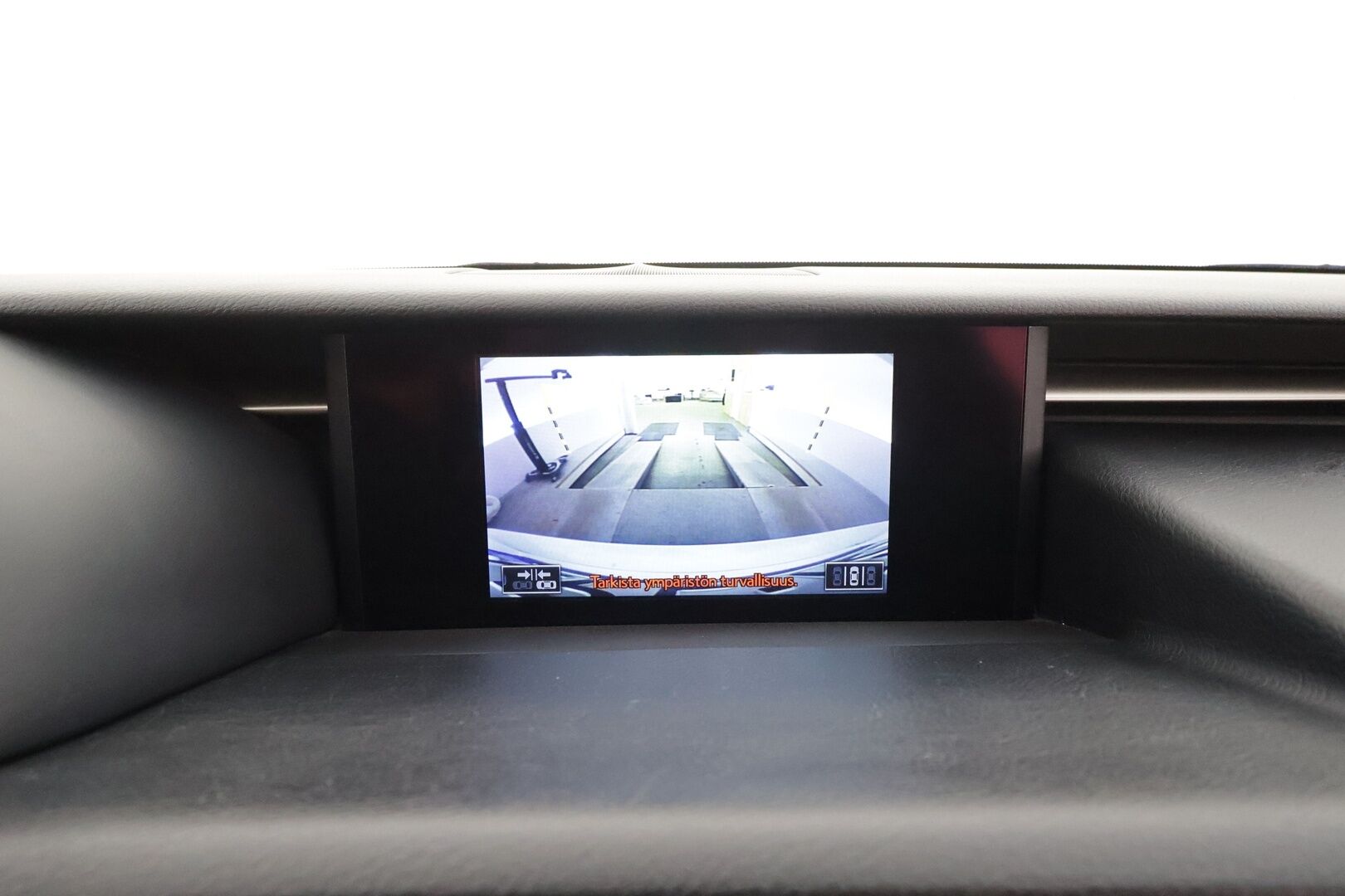 Lexus RC 2016 300h Hybrid A F Sport - | ACC | Mark Levinson | Punaiset ilmastoidut nahat | Kattoluukku | Muistipenkki | LED | P.kamera | Keyless | BSM | 2x renkaat aluin | Huoltokirja |