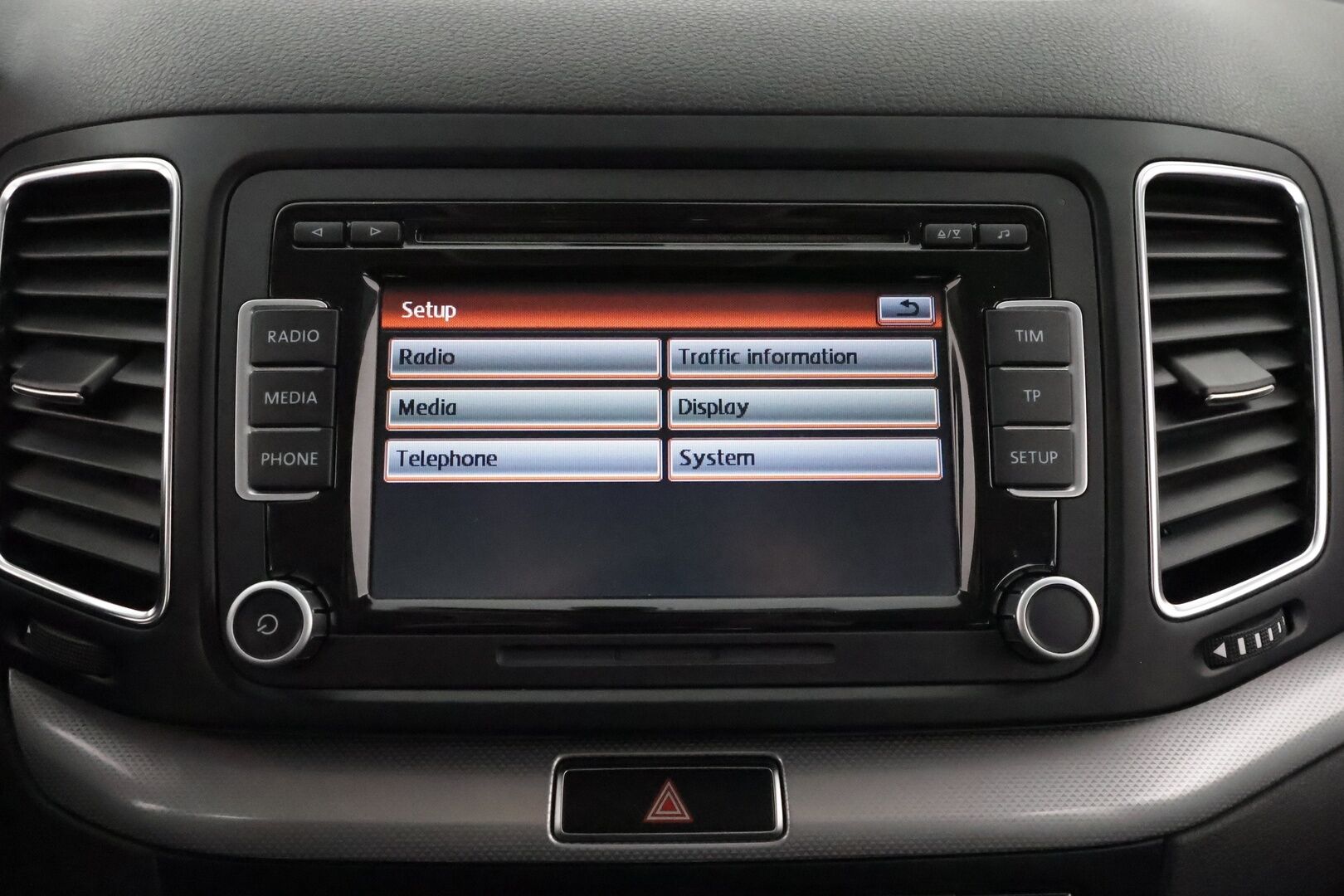 Volkswagen Sharan 2014 Comfortline 1,4 TSI 110 kW (150 hv) BlueMotion Technology - 7-paikkainen / Vakkari / P. tutkat / Bluetooth / Aut. ilmastointi / 2x Renkaat*