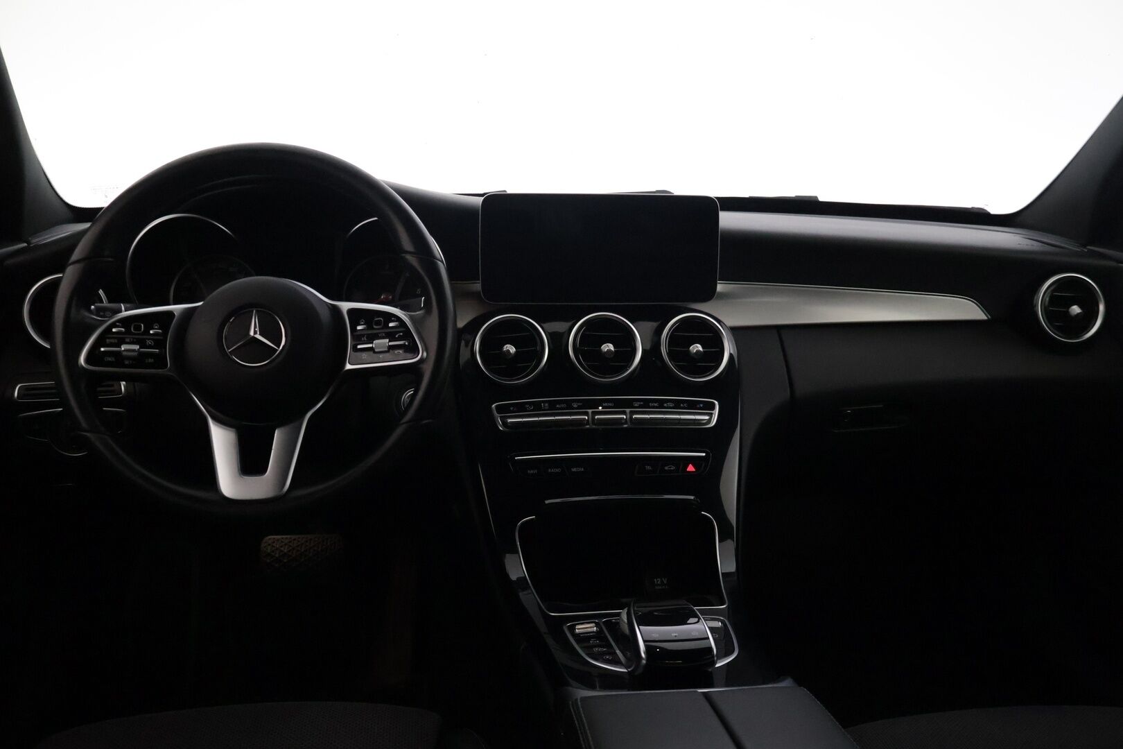 Mercedes-Benz C 2019 220 d 4MATIC A Business Avantgarde - | Facelift | Night -paketti | P. Kamera | Sporttipenkit | AppleCarPlay ja AndroidAuto | Mercedes Me | Sähkökontti | Comand Navi | LED High Performance |