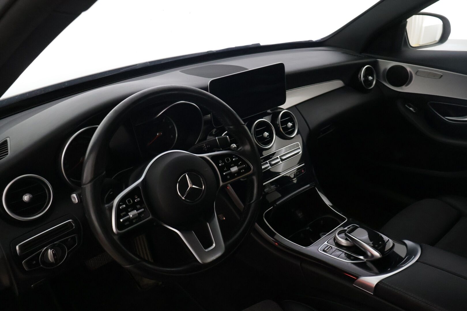 Mercedes-Benz C 2019 220 d 4MATIC A Business Avantgarde - | Facelift | Night -paketti | P. Kamera | Sporttipenkit | AppleCarPlay ja AndroidAuto | Mercedes Me | Sähkökontti | Comand Navi | LED High Performance |