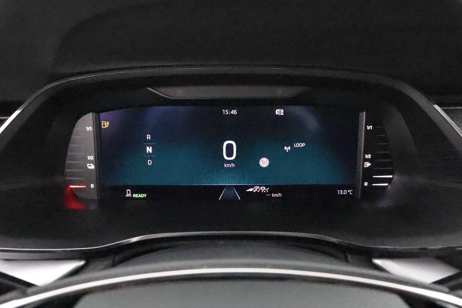 Skoda Octavia 2021 Combi 1,4 TSI PHEV Style iV DSG Autom. **1.Om Suomi-auto / Webasto / Matrix-LED / Adapt.Vakkari / P. Kamera** - Akku kuntotarkastettu / Digimittaristo / Kaistavahti / Navi / KeylessGO / 2x Renkaat