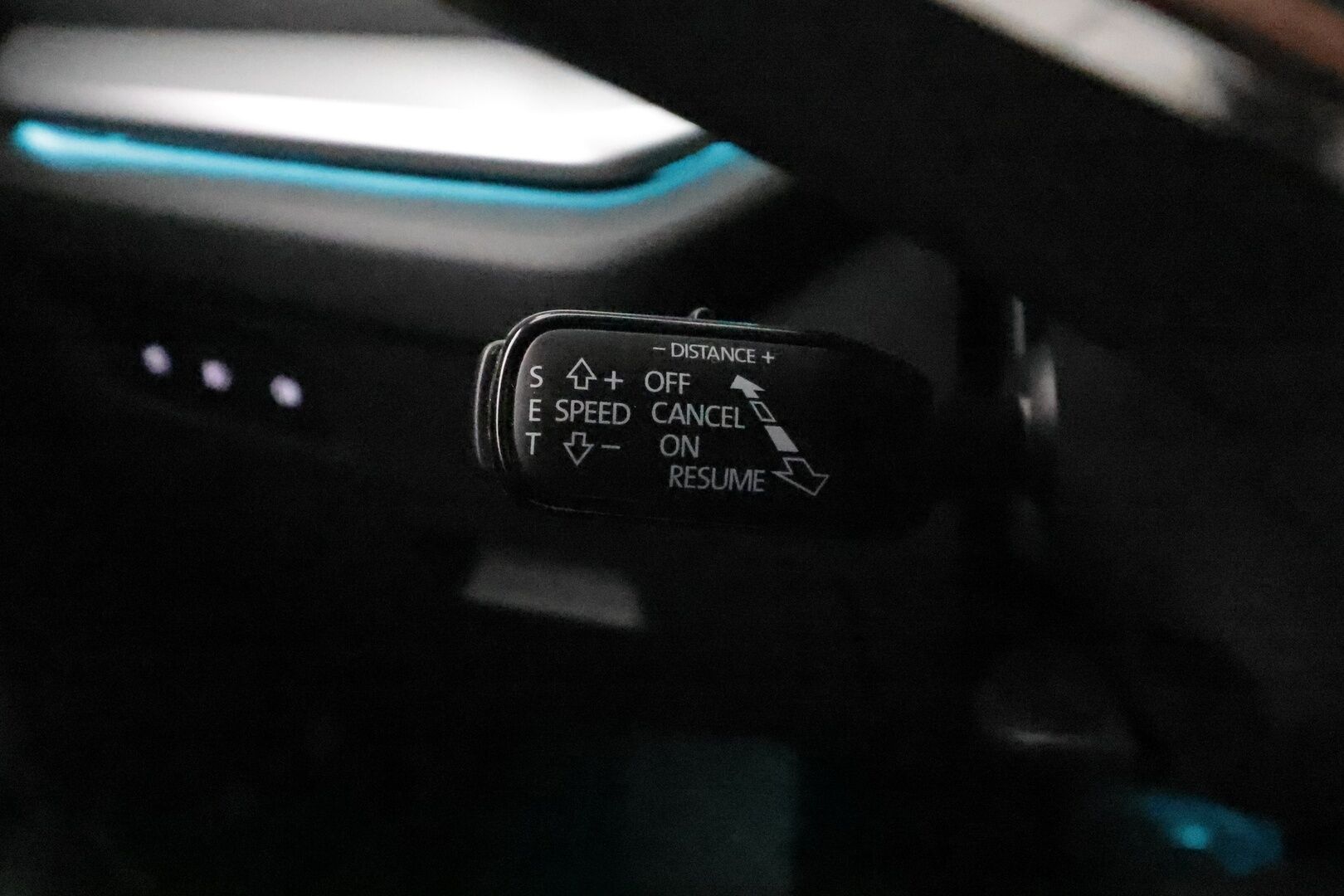 Skoda Octavia 2021 Combi 1,4 TSI PHEV Style iV DSG Autom. **1.Om Suomi-auto / Webasto / Matrix-LED / Adapt.Vakkari / P. Kamera** - Akku kuntotarkastettu / Digimittaristo / Kaistavahti / Navi / KeylessGO / 2x Renkaat