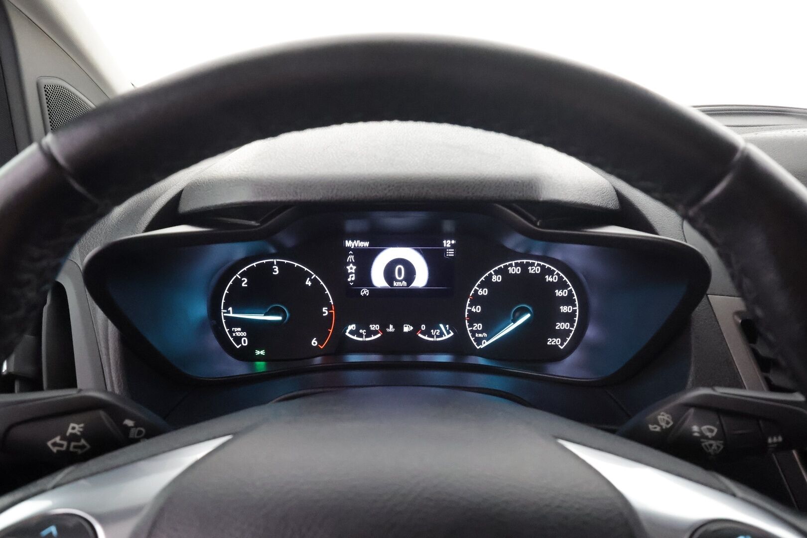 Ford Transit Connect 2021 240 1,5 TDCi 120 hv M6 Trend L2 * Vakkari / P.tutka / Webasto / Koukku / Bluetooth * - 1.Om Suomi-auto / Kahdet Renkaat