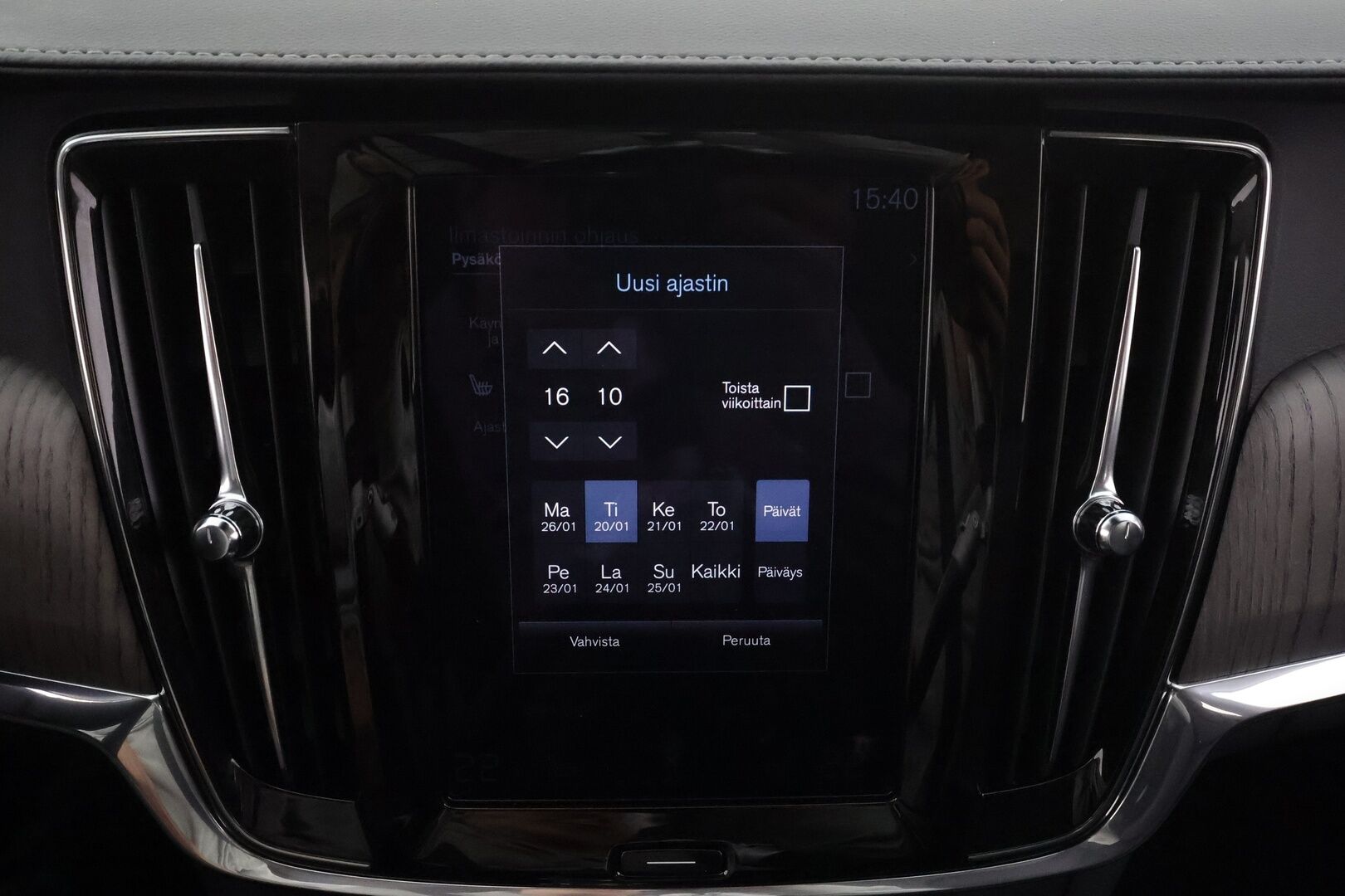 Volvo V90 2021 T8 TwE AWD Inscription aut * Webasto / ACC / LED / P.Kamera / Sportnahat Muistilla / Navi / Kaistavahti * - 1-om Suomi-auto / 2x Latauskaapelit / Kahdet renkaat / Merkkihuollot