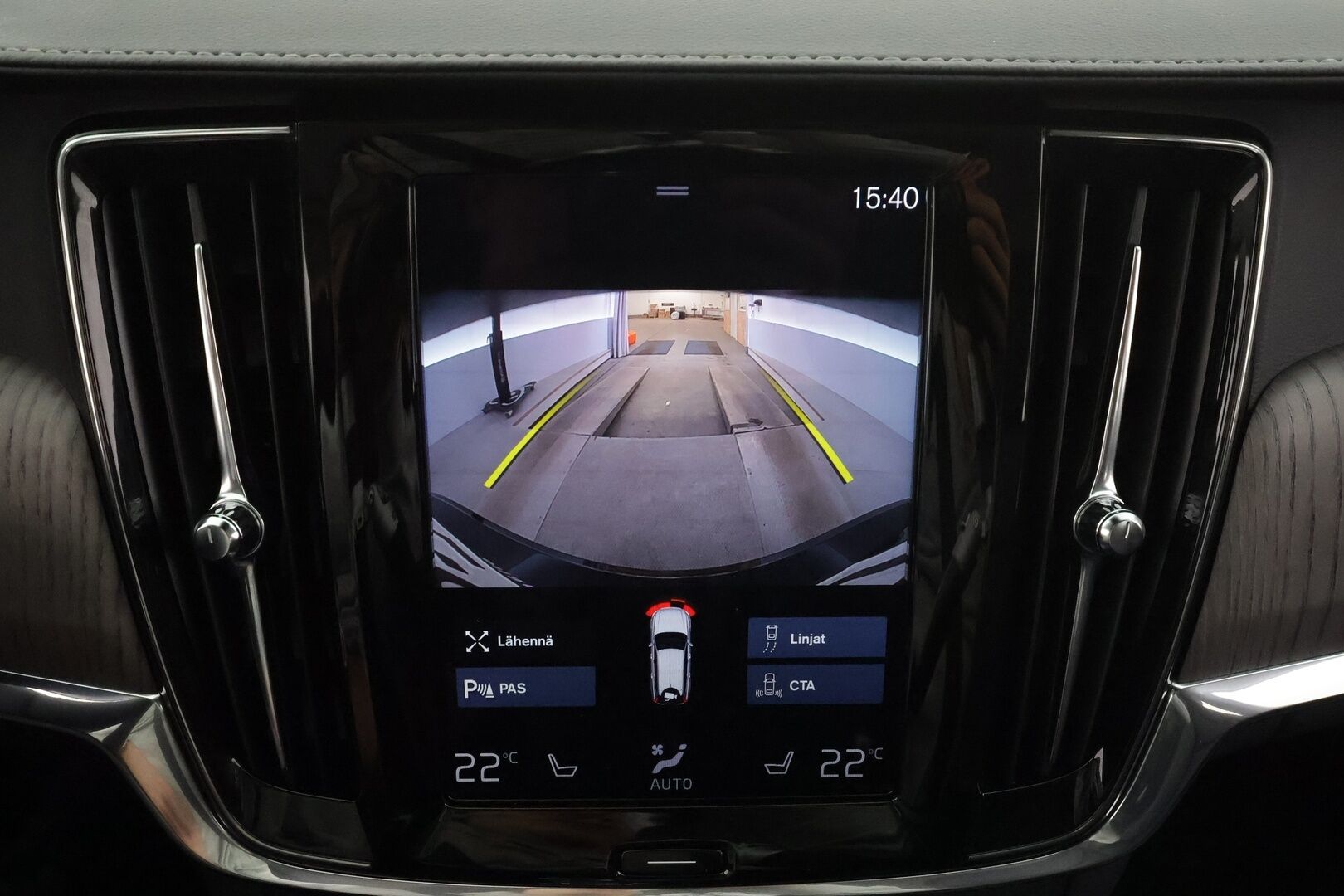 Volvo V90 2021 T8 TwE AWD Inscription aut * Webasto / ACC / LED / P.Kamera / Sportnahat Muistilla / Navi / Kaistavahti * - 1-om Suomi-auto / 2x Latauskaapelit / Kahdet renkaat / Merkkihuollot