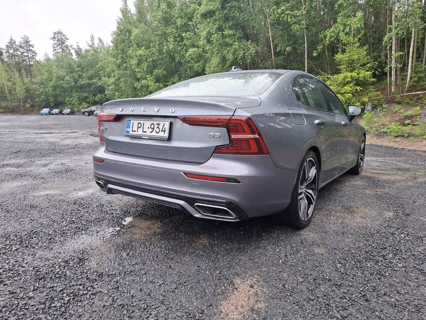 Volvo S60 2021 B5 MHEV Business R-Design aut *ALV** Muistipenkki / Sporttipenkit / Apple&Android / TULOSSA