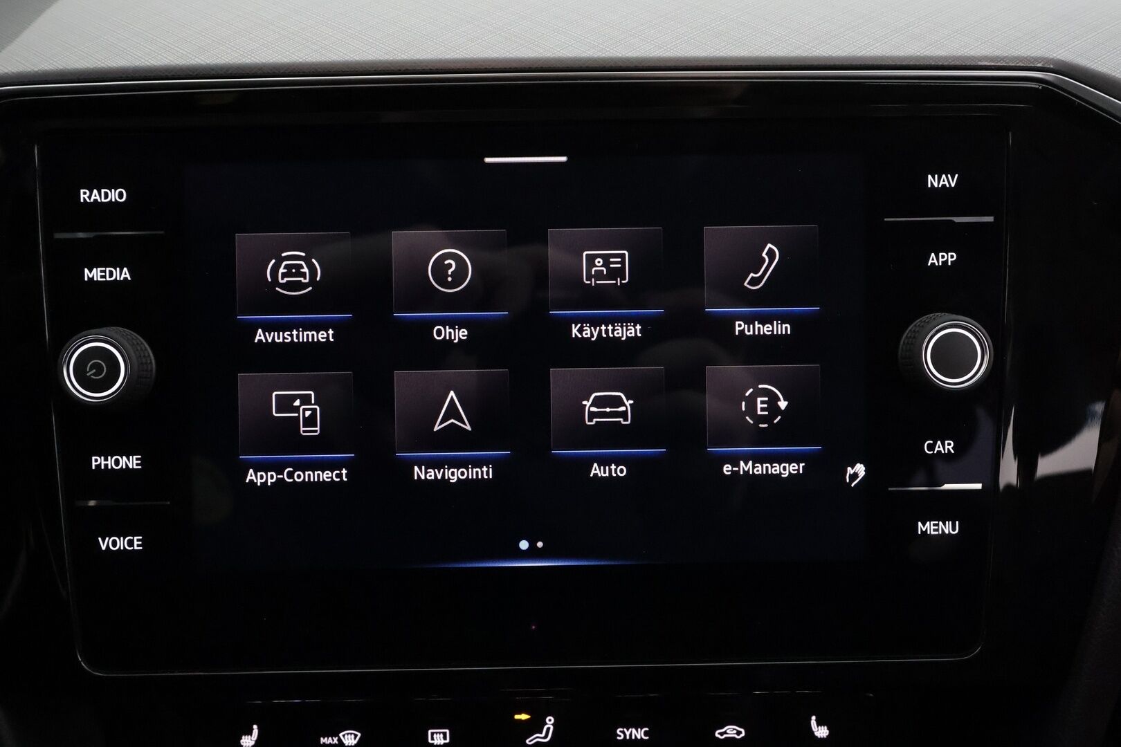 Volkswagen Passat 2021 Variant GTE Premium Plug-In Hybrid 160 kW DSG *Webasto / ACC / P-Kamera / IQ Light / Keyless / Navi* - Koti & kauppalaturi / 1.Om Suomi-auto / Merkkihuollettu 