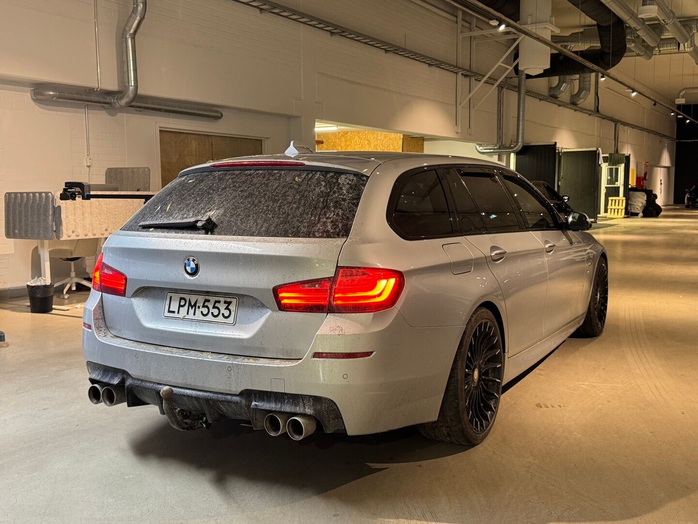 BMW 530 2014 F11 Touring LCI M-Sport - | Digimittaristo | Prof navi | HUD | Harman Kardon | 360 kamera | Koukku | Näyttävä |