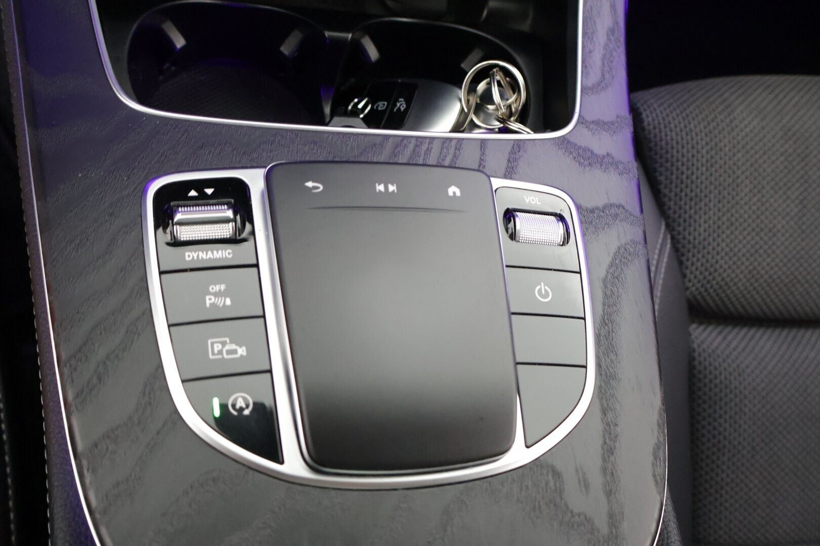 Mercedes-Benz E 2021 200 d A Business Avantgarde - *Suomi-auto / Lohkolämmitin / Sport-penkit / P.kamera / Widescreen / Vakionopeudensäädin / Katveavustin / NAVI*