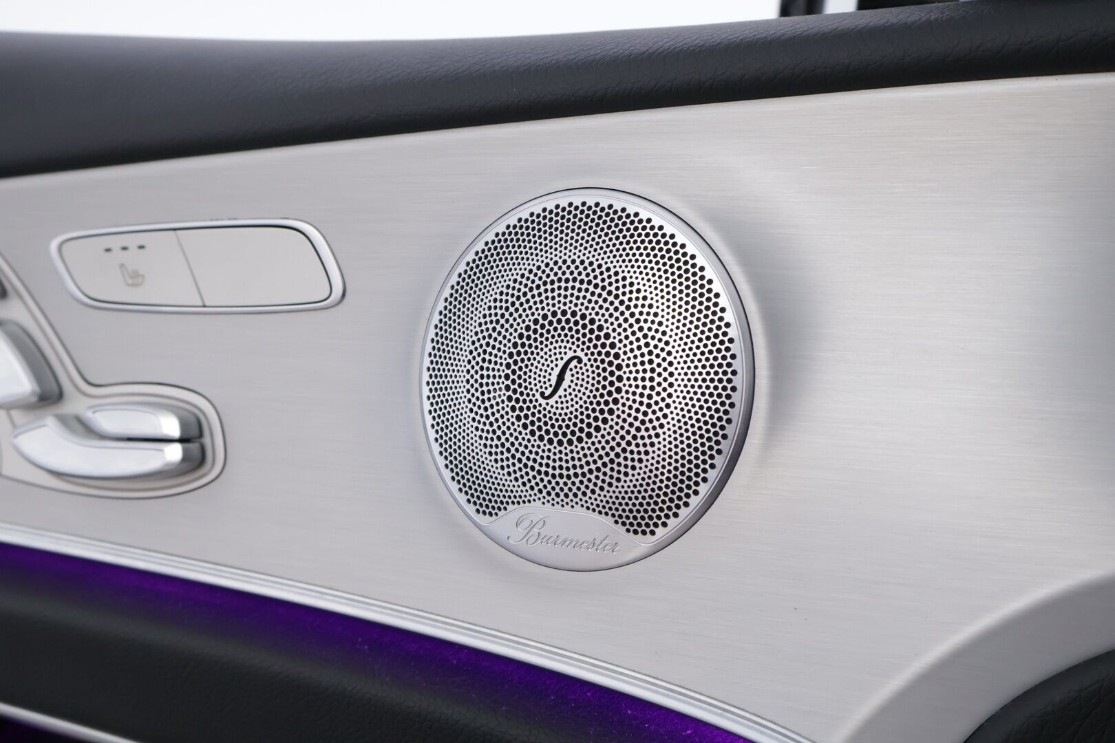 Mercedes-Benz E 2021 300 de 4MATIC A Business AMG EQ Power - Suomiauto | Burmester Surround | Panoraama | 360-Kamera | Manufaktur Diamond White | Multibeam LED | Widescreen | Puolinahka Sporttipenkit | Muistipenkit | Huippuvarusteet!