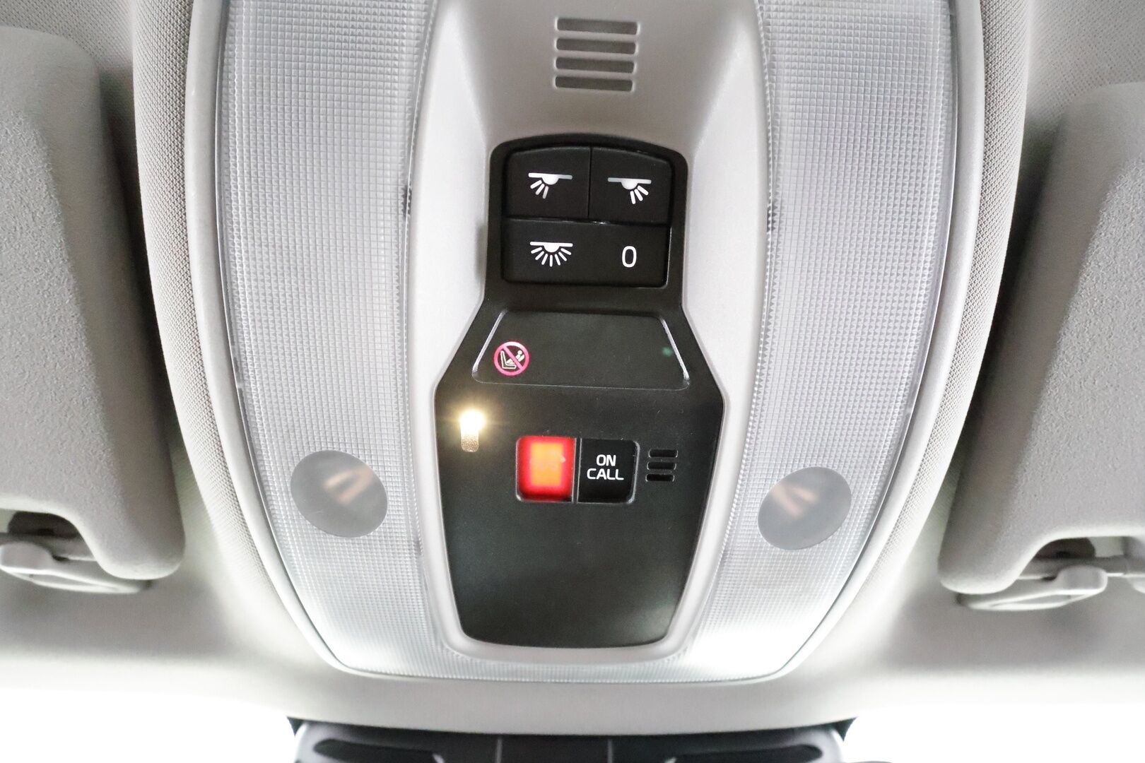 Volvo XC60 2017 D4 Classic AWD * ACC / P.tutkat / Navi / Aktiiv.Xenon / BLIS / Digimittaristo / Sähköluukku / Webasto * - Kahdet renkaat aluvanteilla / Merkkihuollettu / Huippusiisti! - HULLU BLACKWEEK KORKOTARJOUS 2,49%