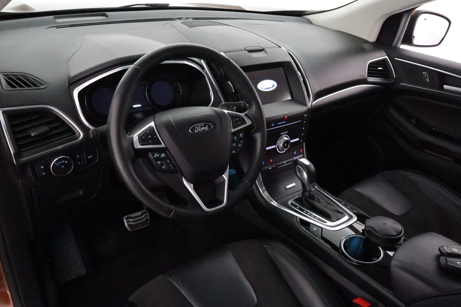 Ford Edge 2017 2.0 TDCi 210 hv AWD ST-Line **Adapt.vakkari / Panorama / Koukku / Muistipenkki / Keyless / Apple&Android / P.kamera**