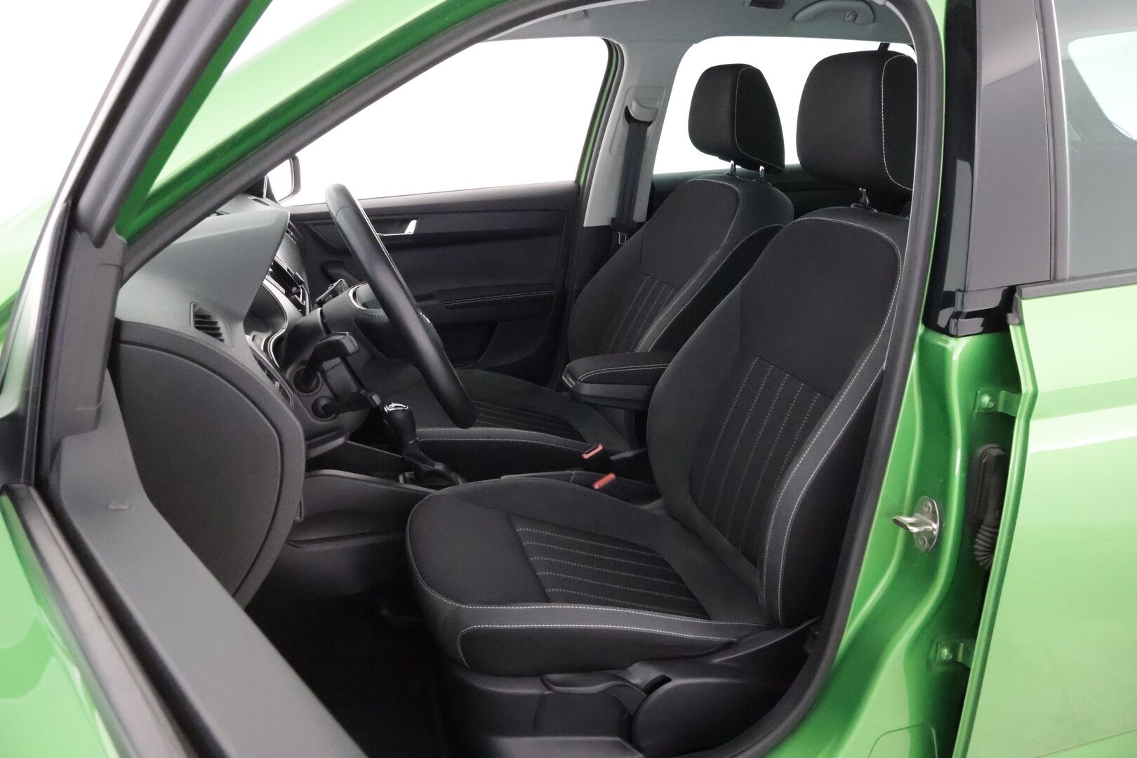 Skoda Fabia 2021 1,0 TSI 95 Style DSG Autom. * Suomiauto / Adapt.Vakkari / Peruutuskamera / KeylessGo / 2x Renkaat aluvantein! - 2-Omisteinen / Metalliväri / Siisti yksilö!