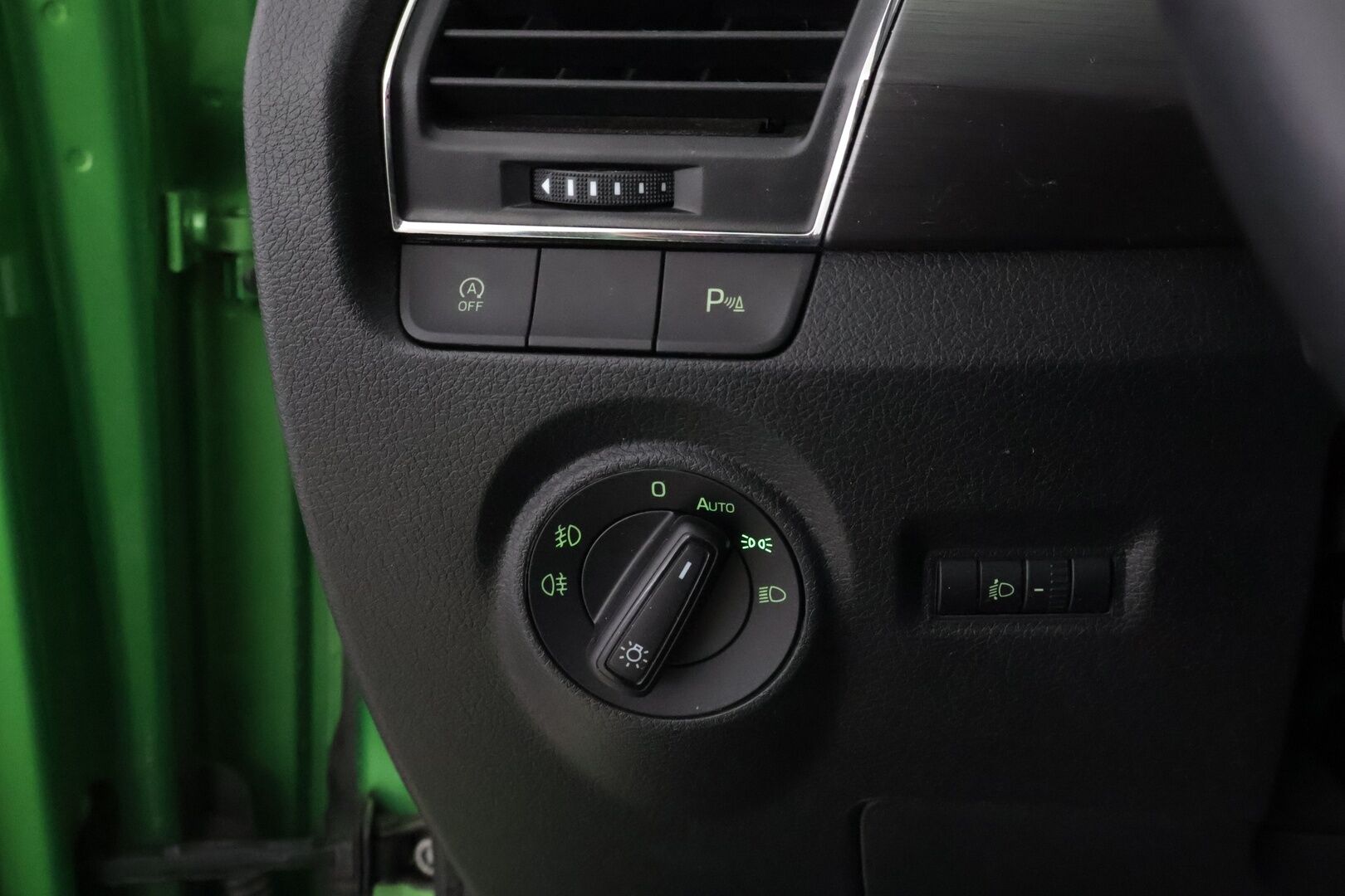 Skoda Fabia 2021 1,0 TSI 95 Style DSG Autom. * Suomiauto / Adapt.Vakkari / Peruutuskamera / KeylessGo / 2x Renkaat aluvantein! - 2-Omisteinen / Metalliväri / Siisti yksilö!