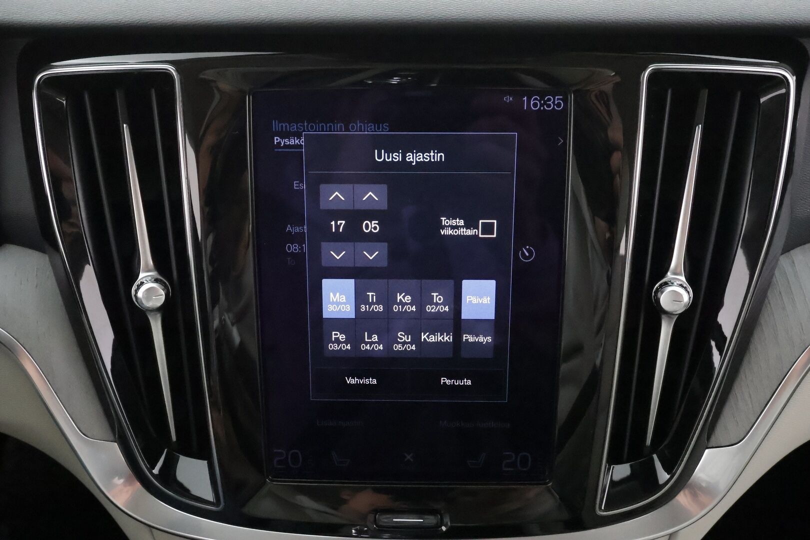 Volvo V60 2021 B4 D-MHEV Business Inscription aut - 1**.Om Suomi-auto | ACC | H&K / Webasto | Koukku | Full LED | Muistipenkki | P.kamera | BLIS | Navi | Kahdet renkaat aluvanteilla | Merkkihuollettu