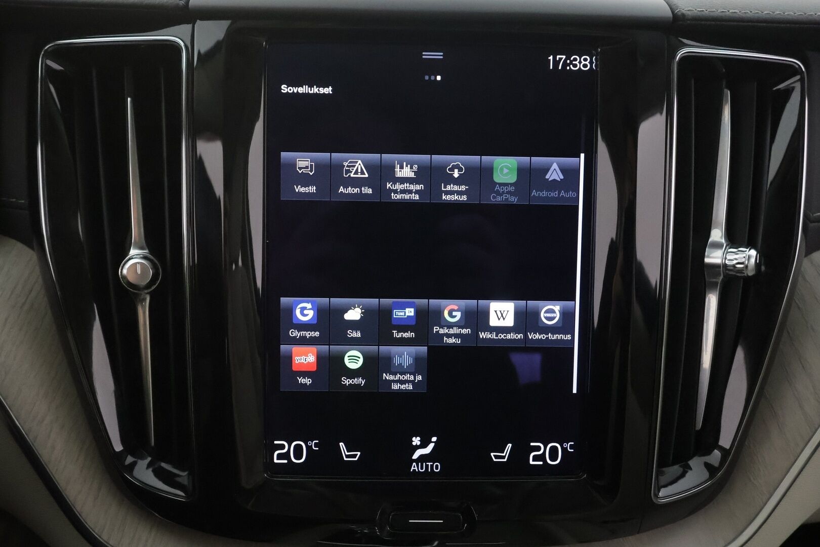 Volvo XC60 2021 T6 TwE AWD Business Inscription aut. - | Pilot assist | Webasto | Koukku | Full-LED | Muistipenkki | Panorama | P.Kamera | Sporttinahat | Keyless | Apple&Android | 1.Om Suomi-auto | Kahdet Renkaat | Merkkihuollettu |