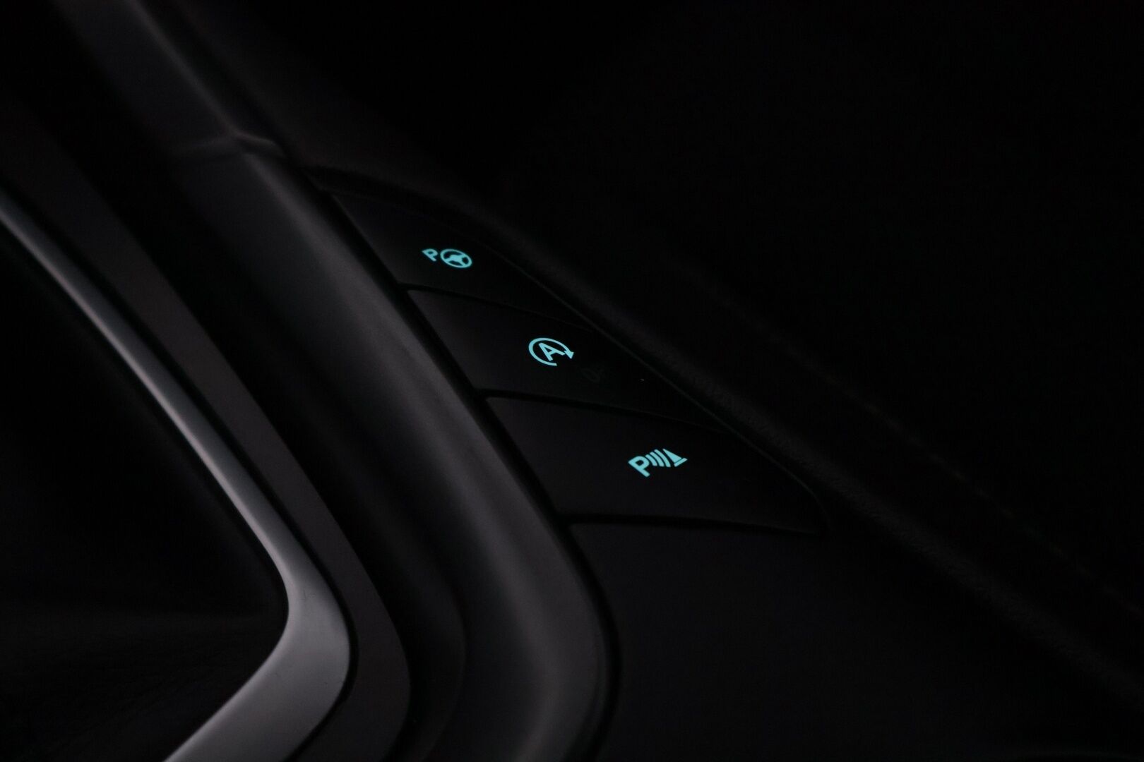 Ford Mondeo 2018 2,0 TDCi 180hv PowerShift Titanium Wagon AWD *PA-lisälämmitin / BLIS / Navi / P-kamera / Koukku / Lämmitettävä tuulilasi / Sähkökontti* - Kahdet huippukuntoiset renkaat!