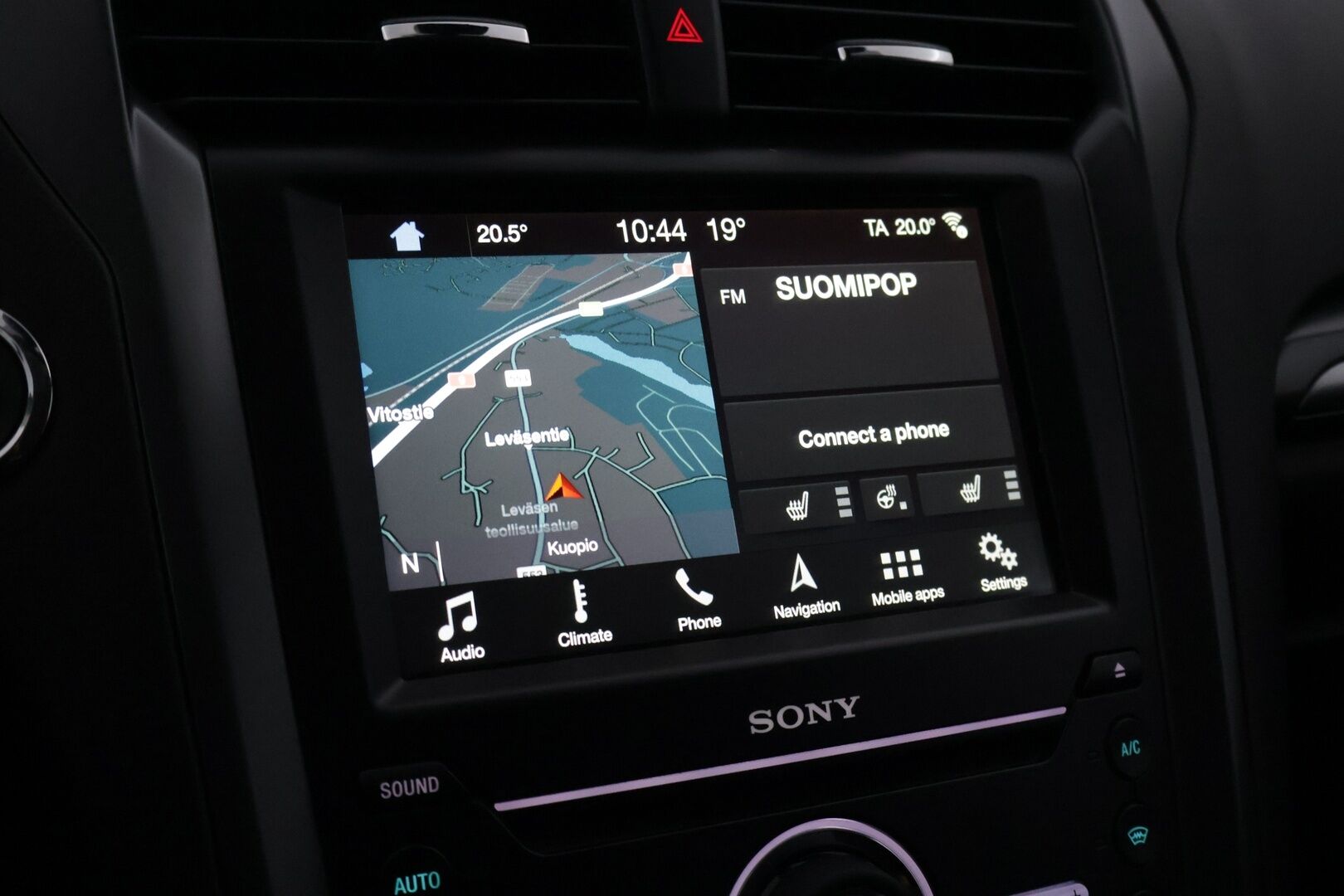 Ford Mondeo 2018 2,0 TDCi 180hv PowerShift Titanium Wagon AWD *PA-lisälämmitin / BLIS / Navi / P-kamera / Koukku / Lämmitettävä tuulilasi / Sähkökontti* - Kahdet huippukuntoiset renkaat!