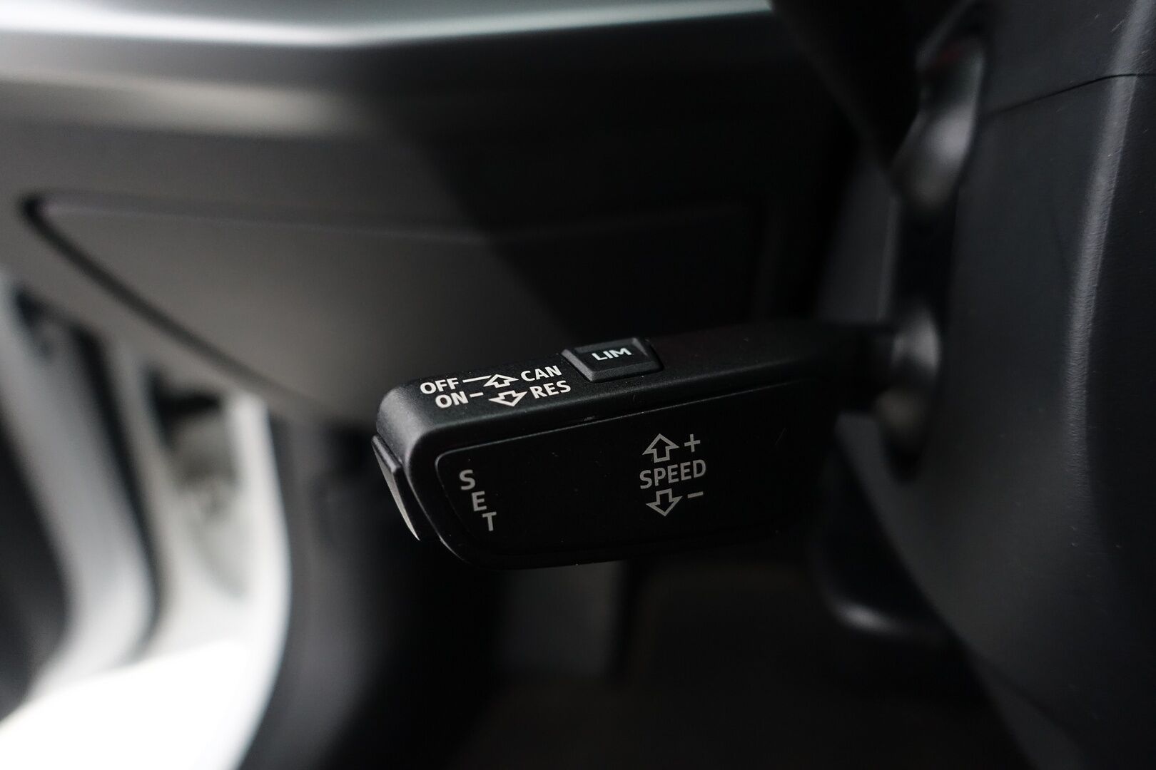 Audi A3 2021 Sportback Business 30 TFSI 81kW MHEV S tronic - | Digimittaristo | Suomi-auto | LED | Vakkari | P.Tutkat | Apple & Andoird | Hihna tehty 05/26 | 2 x Renkaat & Vanteet |