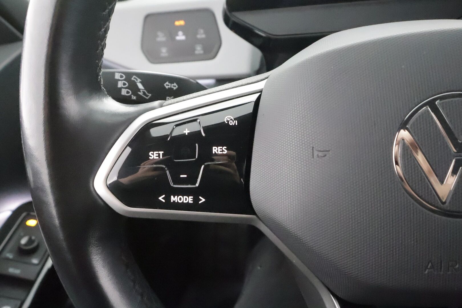 Volkswagen ID.3 2021 Pro S Tour 150 kW, akku 77 kWh, 4-paikkainen - | WLTP 543km | ACC | ILP | IQ-Light Matrix-LED | P.Kamera | Ergoactive hierovat sporttipenkit | Keyless | 1.Om Suomi-auto | Apple&Android | Kahdet Renkaat | Koti & Kauppalaturi |