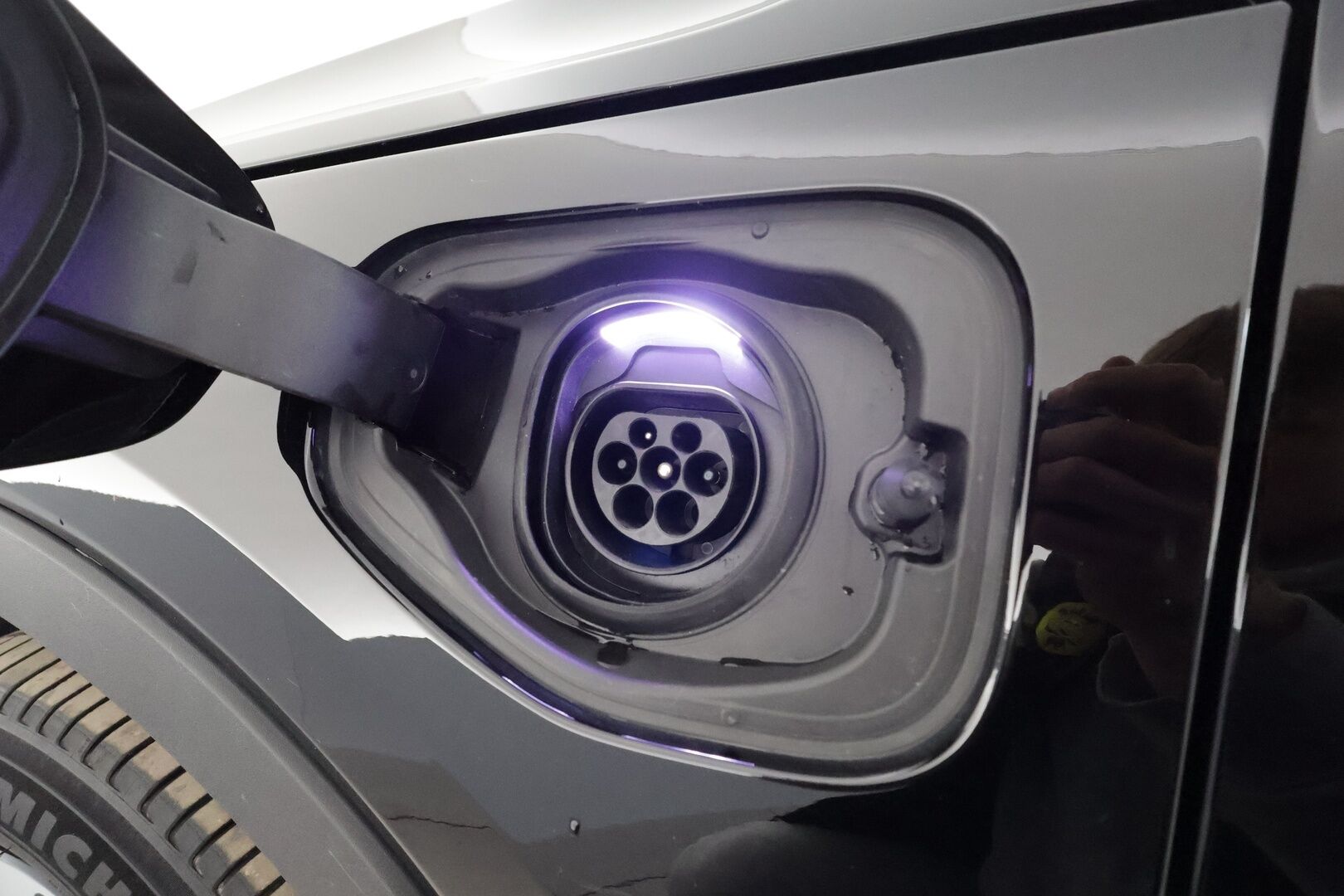 Volvo XC40 2021 T4 TwE Business Inscription Expression aut - 1Om Suomiauto / Webasto / Adapt.Vakkari / Peruutuskamera / Merkkihuollot / Adapt.LED / Sähköluukku!