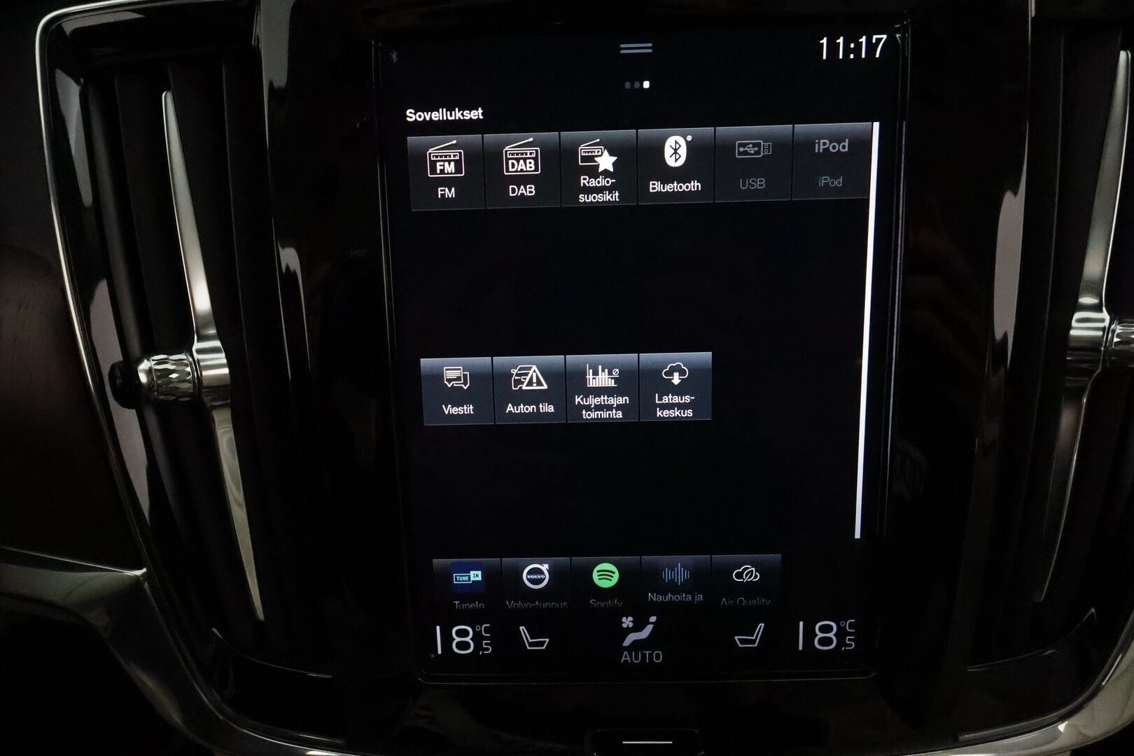 Volvo V90 2021 T8 TwE AWD Business Inscription aut **Adapt.vakkari / Muistipenkit / Webasto / Navi / Full LED / Vaaleat nahat** - FACELIFT / 1.Om Suomi-auto / Merkkihuollettu / P.kamera / Penkinlämmittimet takana / Ratinlämmitin - Osta nyt, maksa vasta ensi vuonna