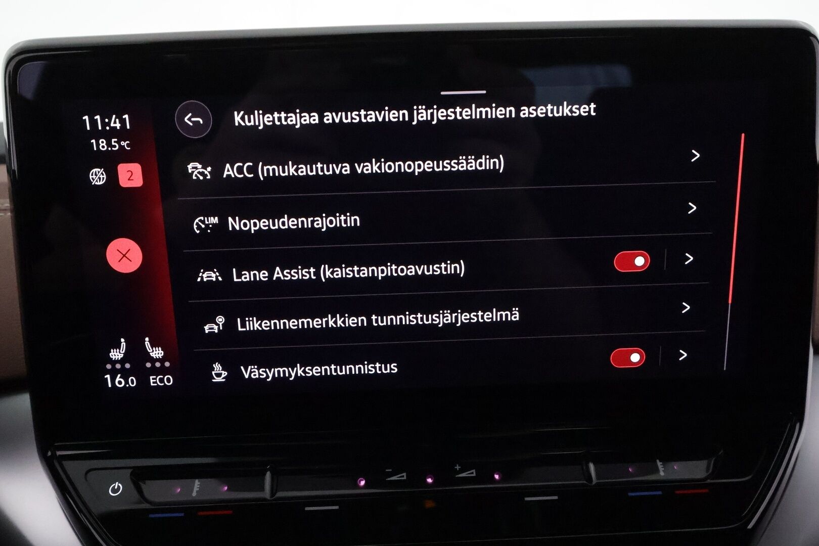 Volkswagen ID.4 2021 Pro Performance Business 150 kW **Lämpöpumppu / Adapt.Vakkari / Matrix-LED / P.kamera / Navi / Kaistavahti / Keyless** - 1-om Suomi-auto / 2x Latauskaapelit / Kahdet Renkaat / Merkkihuollettu!