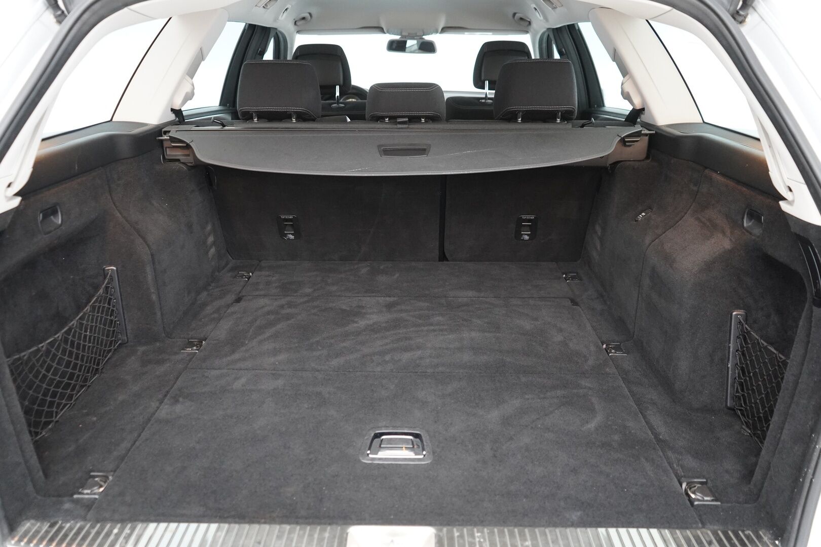 Mercedes-Benz E 2014 300 BlueTec T A - KATSO HINTA! | Vakionopeudensäädin | Tutkat | Apple&Android | Sähkökontti | Todella siisti | 2 x vanteet | Juuri katsastettu