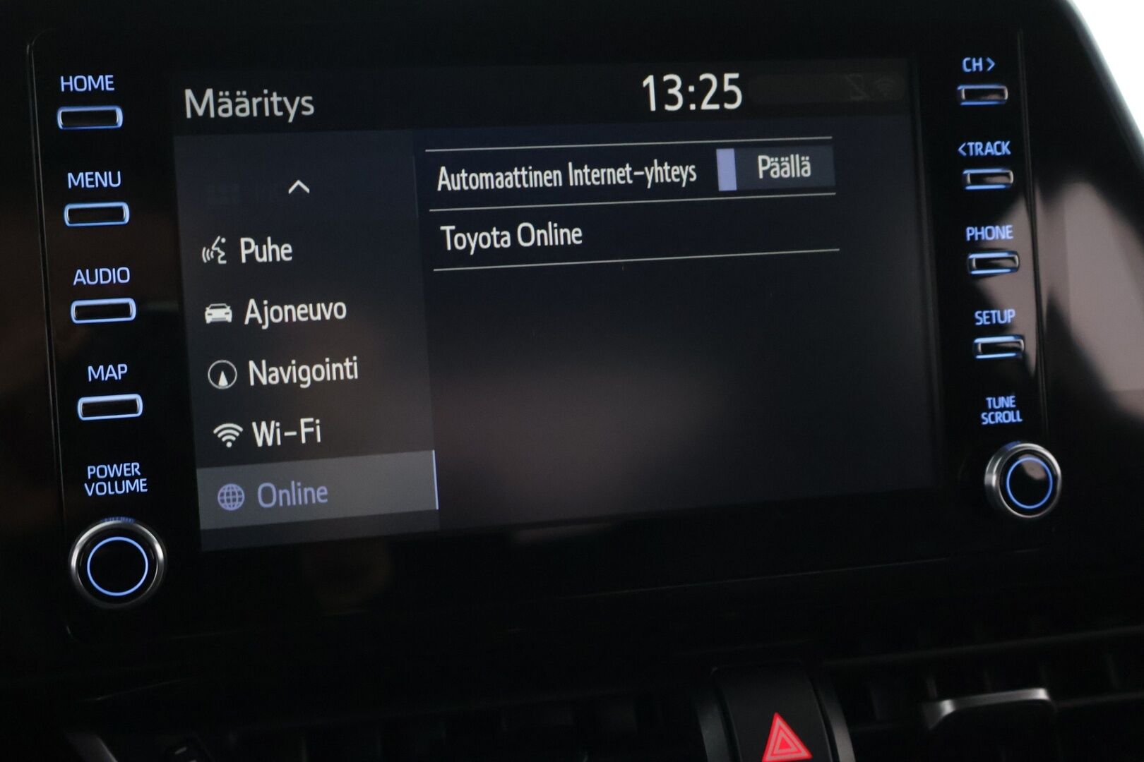 Toyota C-HR 2021 1,8 Hybrid Intense Edition - ACC | BLIS | Kaistallapitoavustin | Navi | P-kamera | LED | Lämpöratti | Lohko ja sisäpuhallin