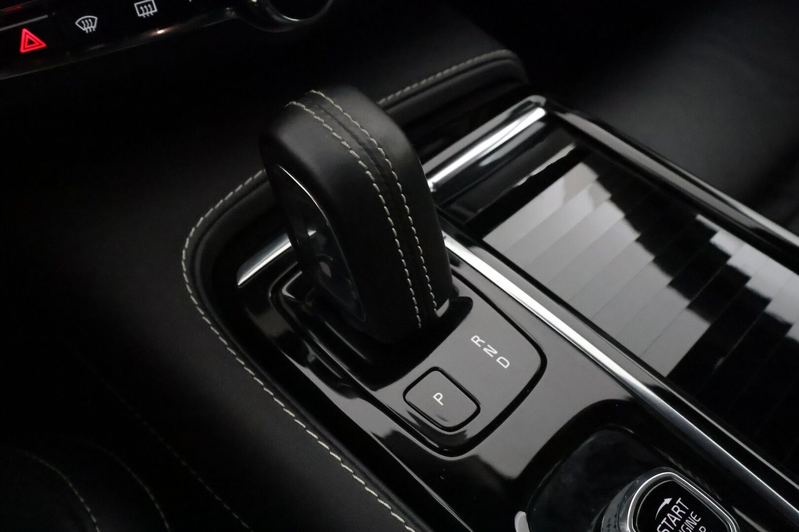 Volvo V90 2021 T6 TwE AWD Business R-Design aut **Adapt. vakkari / Pa-lämmitin / Koukku / Muistipenkit / 360 Kamera** - 3,99 % KORKOTARJOUS TÄHÄN AUTOON - 1-om. Suomi-auto / Nahkasisusta / Apple&Android / Keyless 