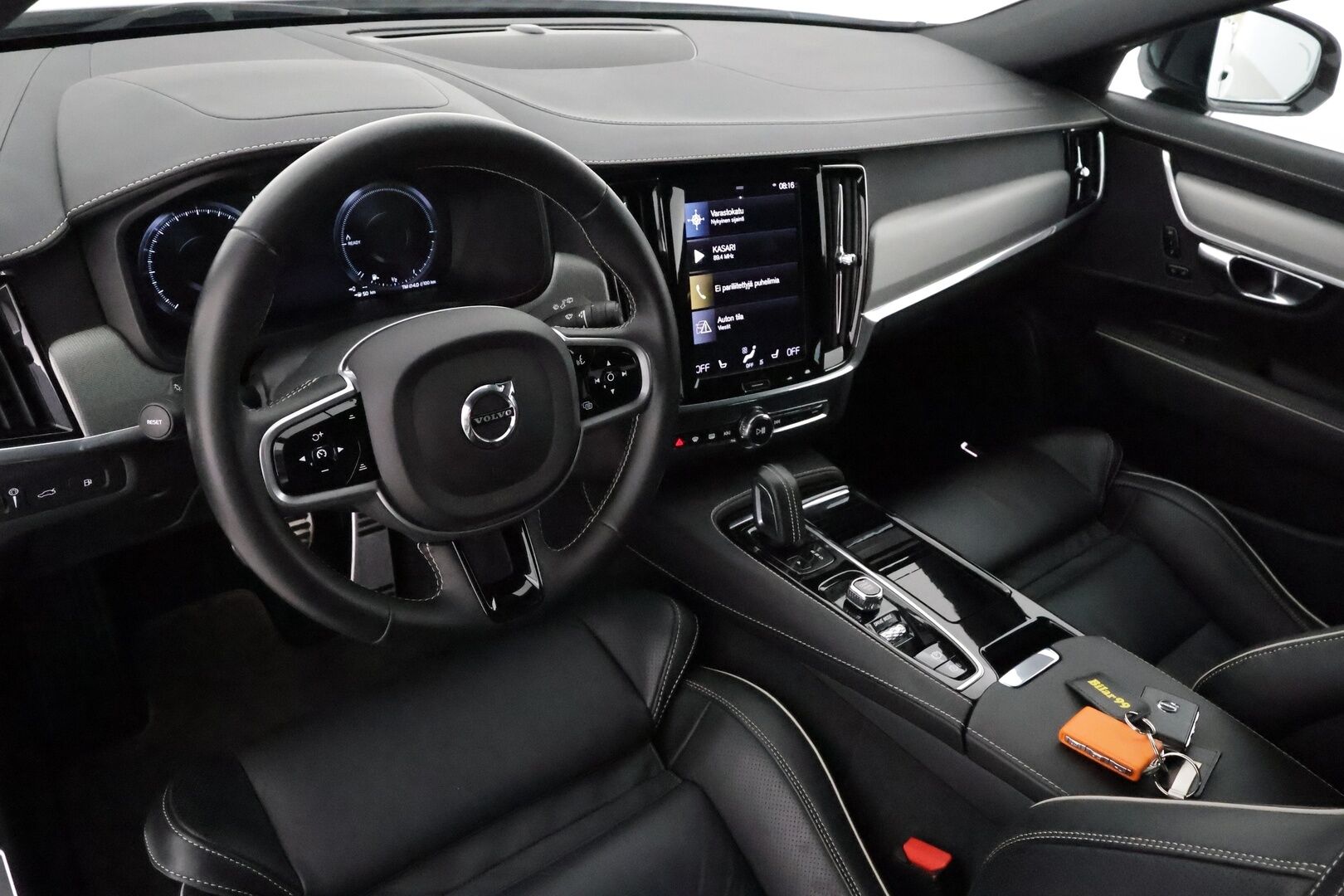 Volvo V90 2021 T6 TwE AWD Business R-Design aut **Adapt. vakkari / Pa-lämmitin / Koukku / Muistipenkit / 360 Kamera** - 3,99 % KORKOTARJOUS TÄHÄN AUTOON - 1-om. Suomi-auto / Nahkasisusta / Apple&Android / Keyless 