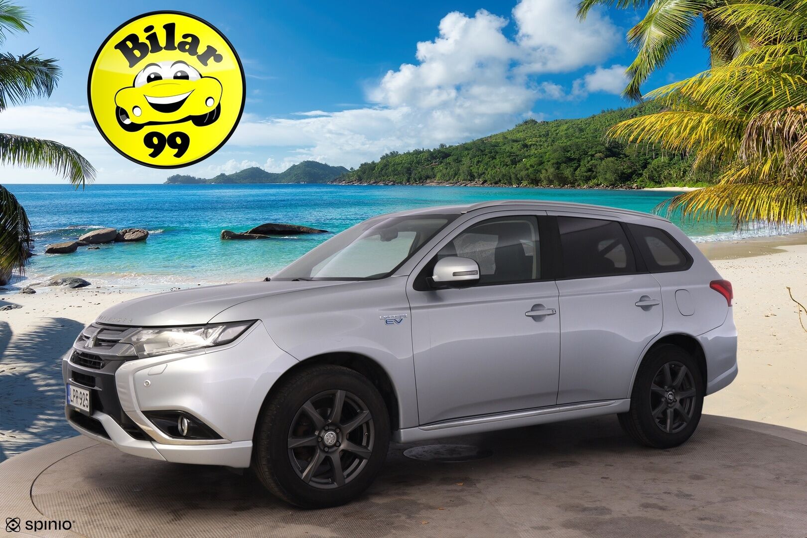 Mitsubishi OUTLANDER PHEV 2017 4WD 5P Intense Plus Business *Vetokoukku / Keyless Go / Vakkari / Nahka-alcantara* - 2X Hyvät renkaat / 2X Latauskaapelit / Juuri huollettu!