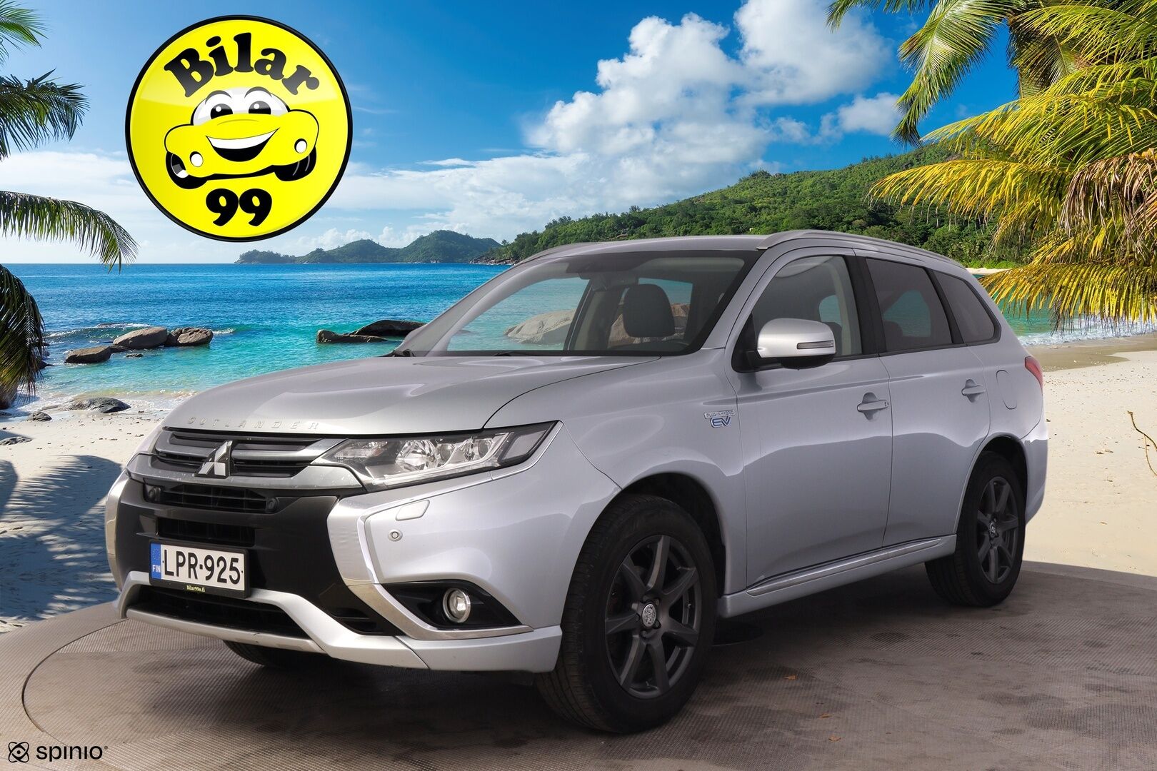 Mitsubishi OUTLANDER PHEV 2017 4WD 5P Intense Plus Business *Vetokoukku / Keyless Go / Vakkari / Nahka-alcantara* - 2X Hyvät renkaat / 2X Latauskaapelit / Juuri huollettu!