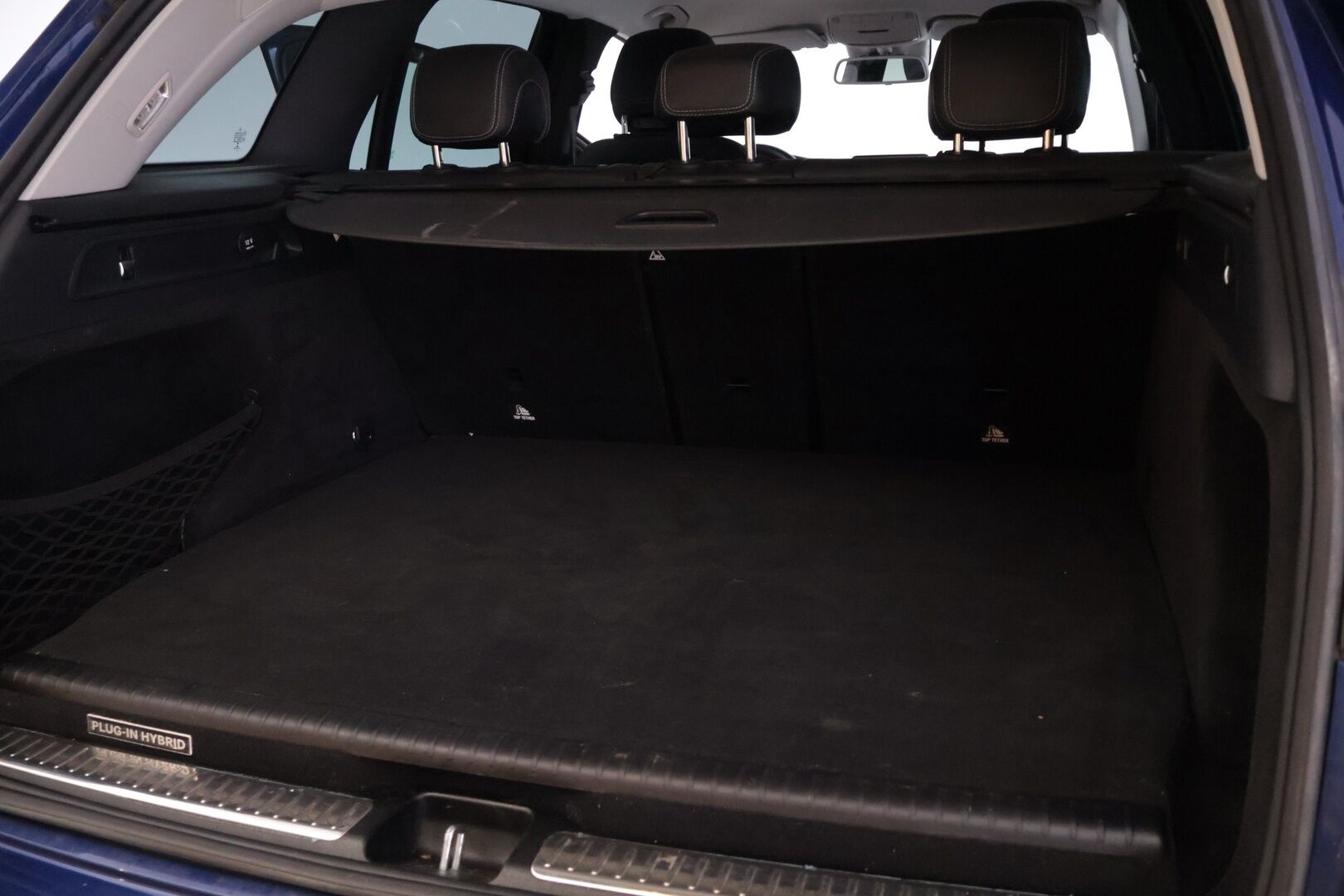 Mercedes-Benz GLC 2017 350 e 4Matic A Premium Business * Navi / Lisälämmitin / Koukku / Vakkari / Osanahat* - Juuri huollettu / Kahdet alumiinivanteet