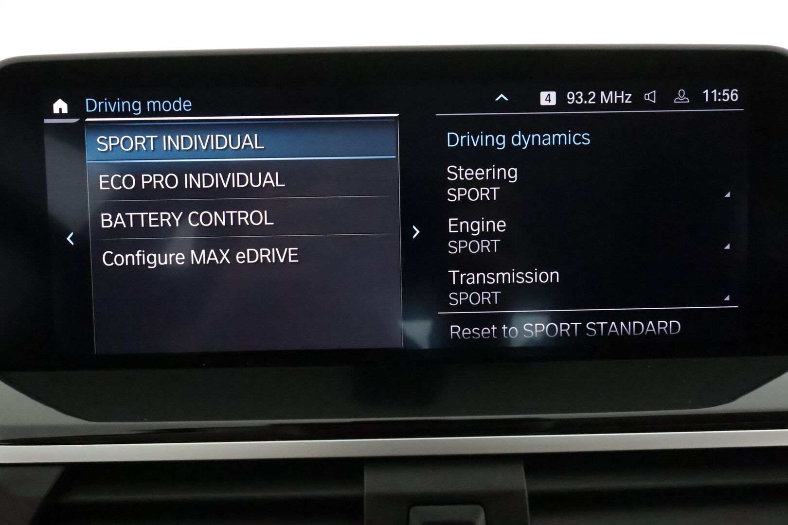 BMW X3 2021 G01 xDrive 30e A Charged Edition xLine **Vakkari / Hifit / Sporttipenkit / LED / Navi / Digimittaristo** - 3,99 % KORKOTARJOUS TÄHÄN AUTOON 31.8. ASTI! - 1.Om Suomi-auto / Akku kuntotarkastettu / Kahdet renkaat aluvanteilla / Merkkihuollettu / Kaarrevalot / Puolinahat