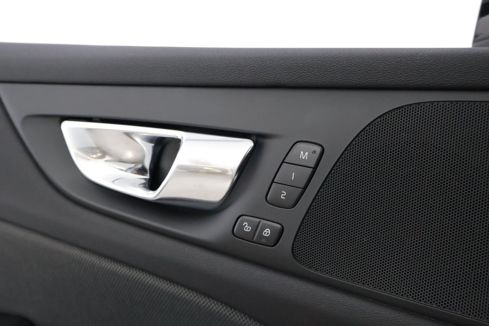 Volvo V60 2021 T6 TwE AWD Business R-Design aut * Webasto / Adapt.Vakkari / Peruutuskamera / Koukku / Full LED / Nahka-Alcantara / Muistipenkki - Suomiauto / Merkkihuollot / R-Design / Upea / Juuri tullut Tampereelle! - HULLUT AVAJAISHULINAT KORKOTARJOUS 3,29 %