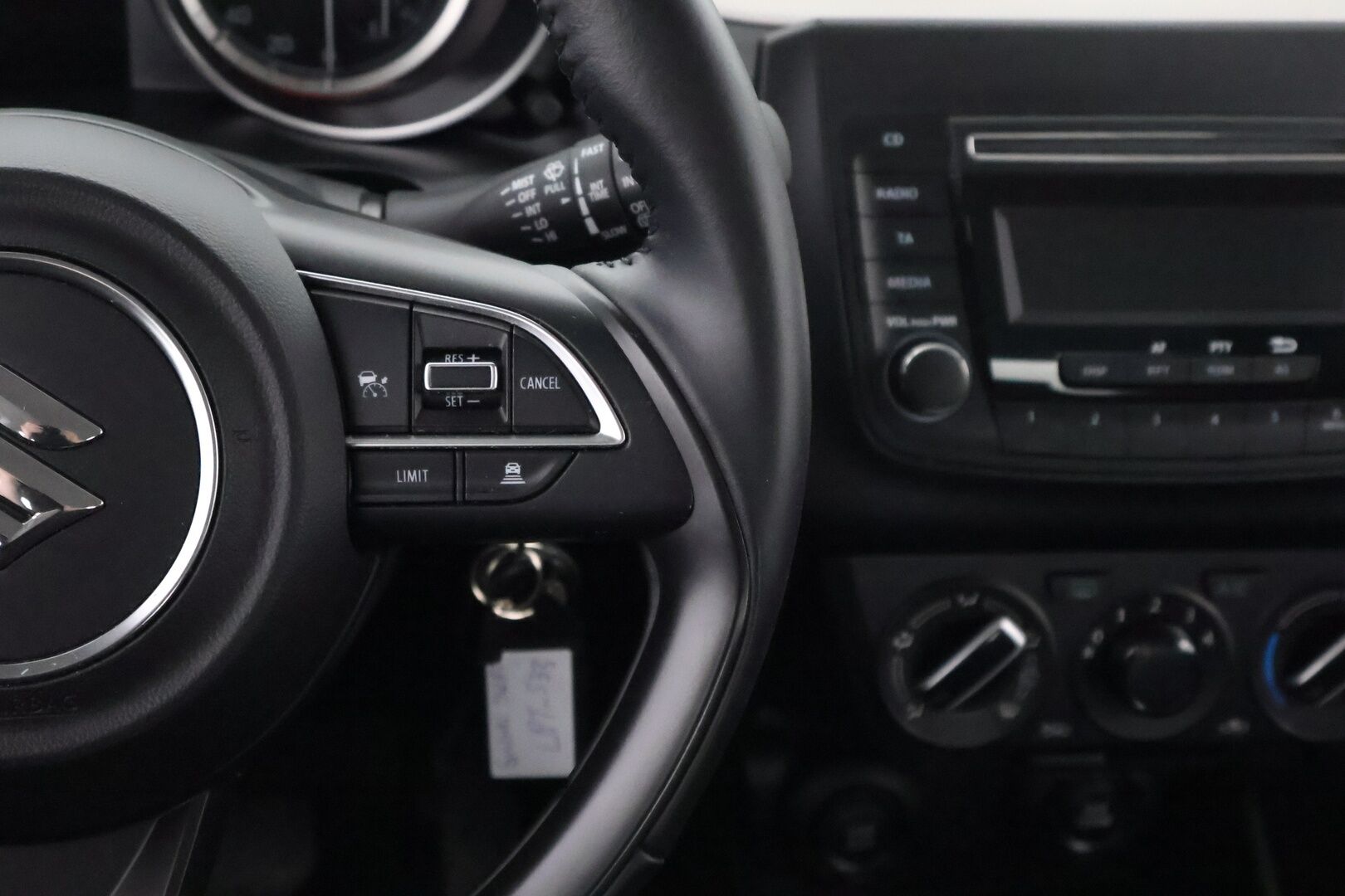 Suzuki Swift 2021 1,2 DUALJET 2WD GL CVT-aut HYBRID LIMITED - Suomiauto / Adapt.Vakkari / Xenon / 2x Todella hyvät renkaat / Penkinlämmittimet / Huippusiisti / Juuri tullut Tampereelle!