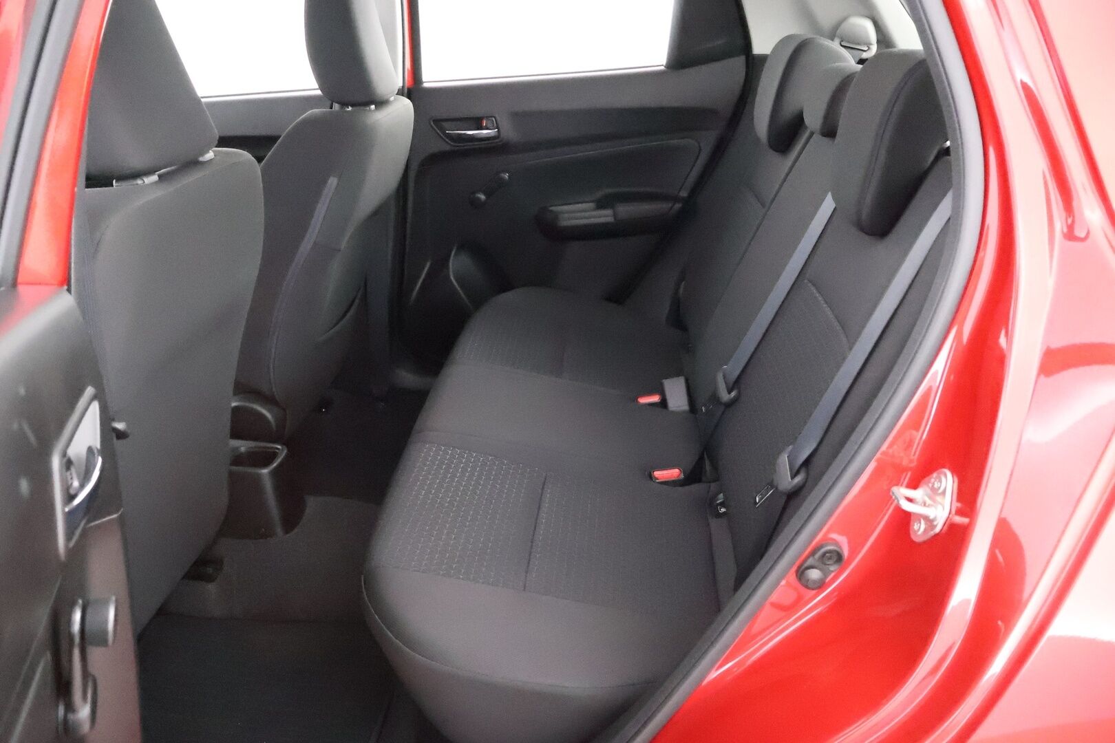 Suzuki Swift 2021 1,2 DUALJET 2WD GL CVT-aut HYBRID LIMITED - Suomiauto / Adapt.Vakkari / Xenon / 2x Todella hyvät renkaat / Penkinlämmittimet / Huippusiisti / Juuri tullut Tampereelle!