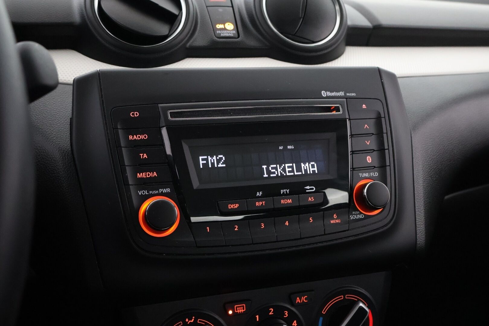 Suzuki Swift 2021 1,2 DUALJET 2WD GL CVT-aut HYBRID LIMITED - Suomiauto / Adapt.Vakkari / Xenon / 2x Todella hyvät renkaat / Penkinlämmittimet / Huippusiisti / Juuri tullut Tampereelle!