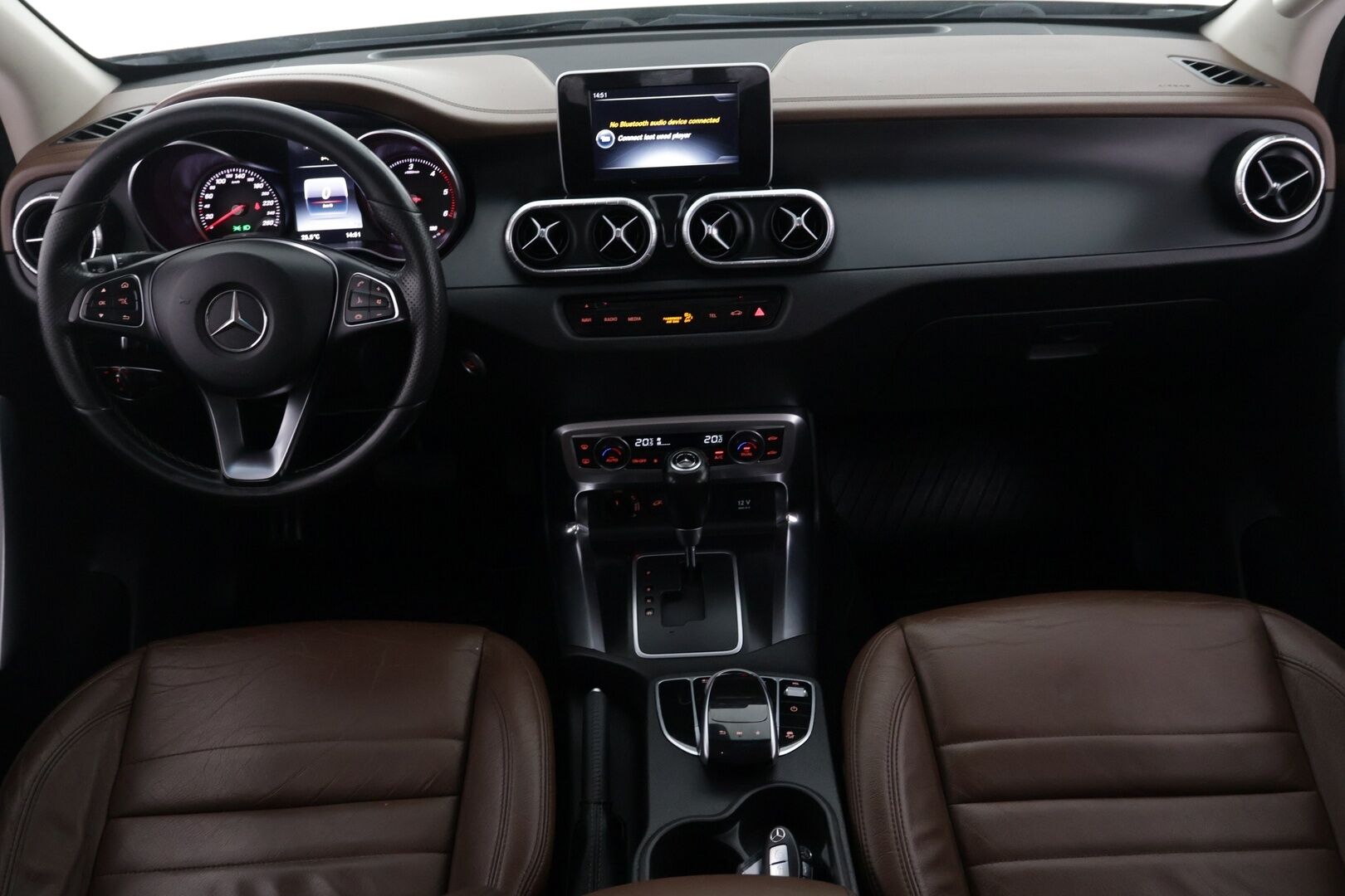 Mercedes-Benz X 2018 250 d 4Matic 3,25/32 A 2H Power - | P-Kamera | LED High Perf. | Ruskeat nahat | Vetokoukku | LED-lisävalo | Suomi-Auto | 3500kg Vetokyky