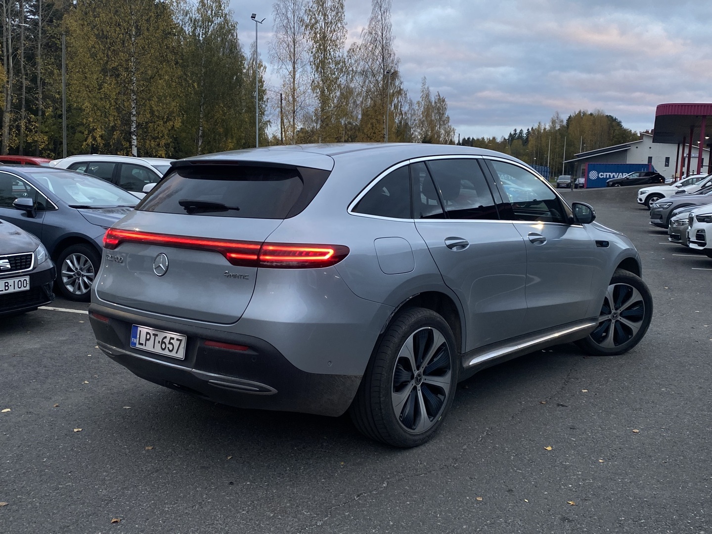 Mercedes-Benz EQC 400 4Matic 2020, kuva 2/3
