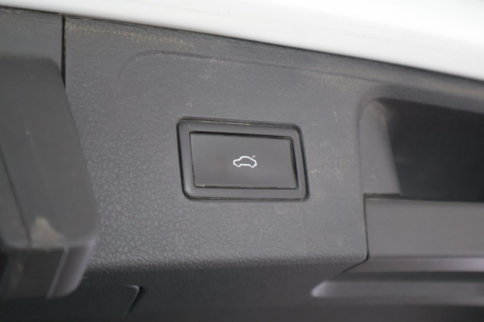 Volkswagen Passat 2018 GTE Plug-In Hybrid (218 hv) * Digimittaristo / ACC / P.Kamera / Vetokoukku / KeylessGo / CarPlay* - *Käytännöllinen / Tilava / Perheauto*