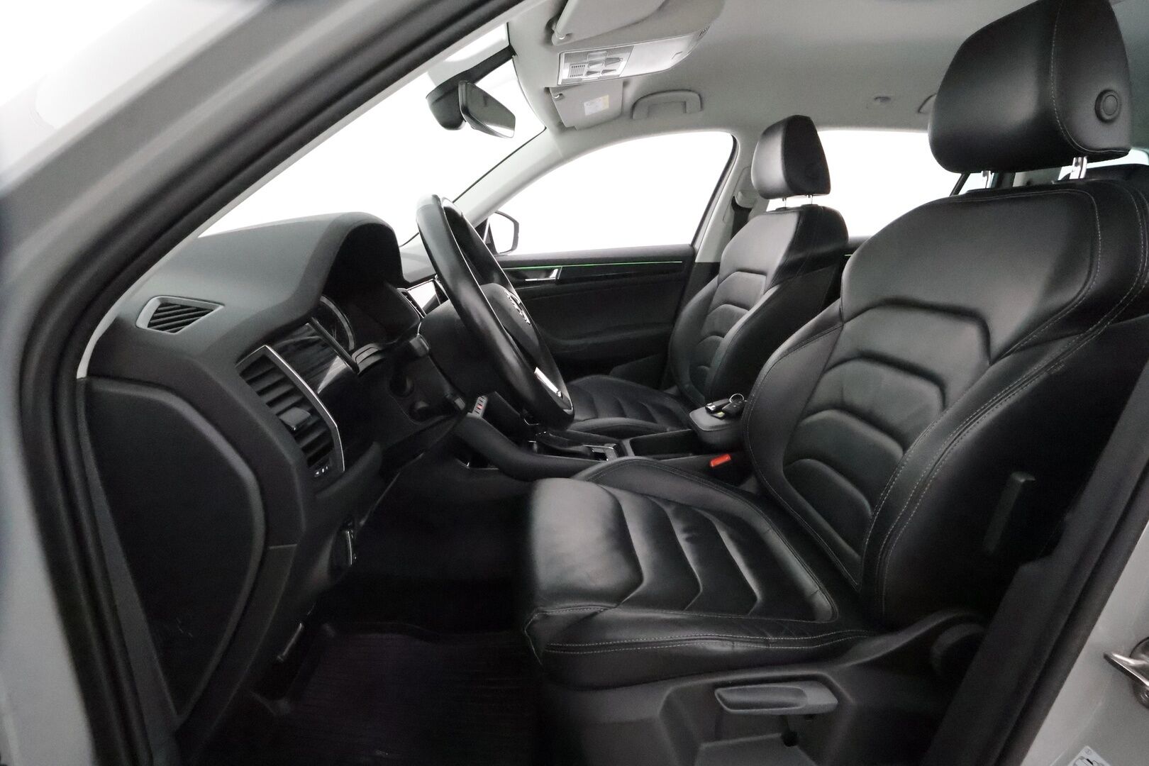 Skoda Kodiaq 2019 2,0 TDI 190 4x4 BusinessLine DSG **Canton / Webasto / Adapt.vakkari / Koukku / P.kamera / Nahkasisusta / Apple&Android**