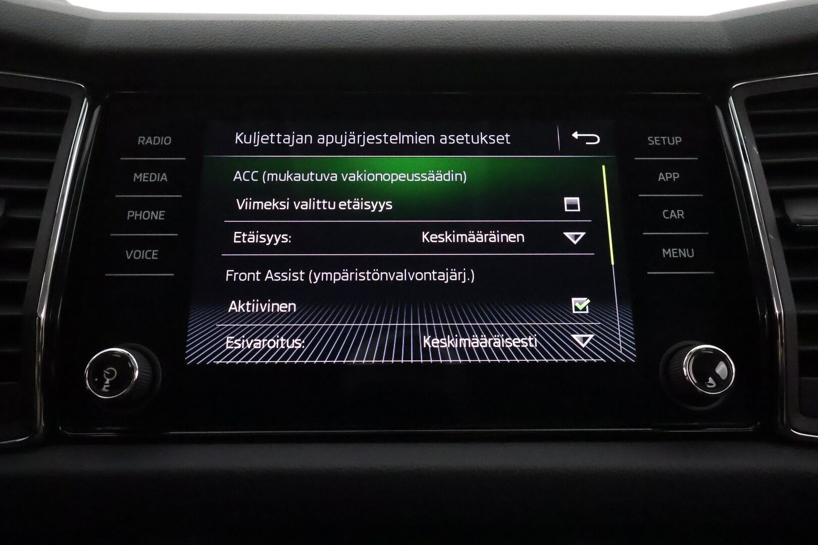 Skoda Kodiaq 2019 2,0 TDI 190 4x4 BusinessLine DSG **Canton / Webasto / Adapt.vakkari / Koukku / P.kamera / Nahkasisusta / Apple&Android**