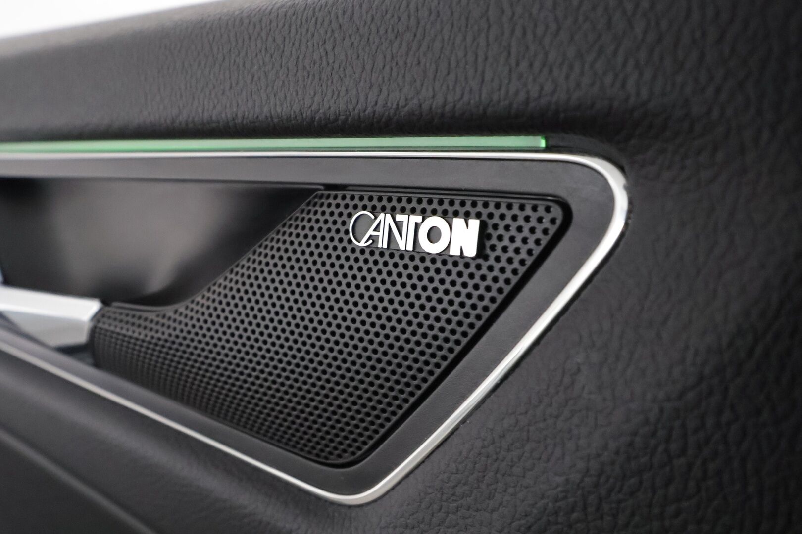 Skoda Kodiaq 2019 2,0 TDI 190 4x4 BusinessLine DSG 7-paikkainen **Canton / Webasto / Adapt.vakkari / Koukku / P.kamera / Nahkasisusta / Apple&Android**