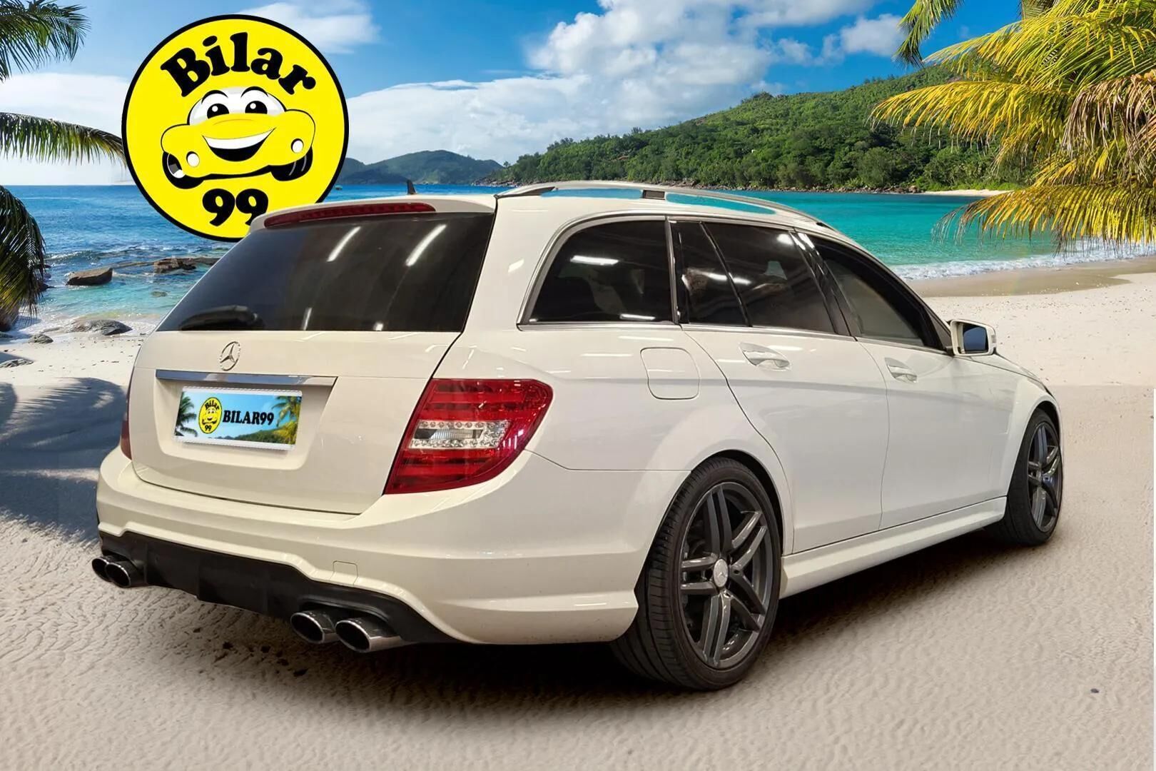 Mercedes-Benz C 63 AMG 2011 6.2 V8 T A - | Juuri tullut! | Facelift | H/K | Kattoluukku | Muistinahat | KeylessGo | Tutkat | ILS | 2X Renkaat & Aluvanteet | 