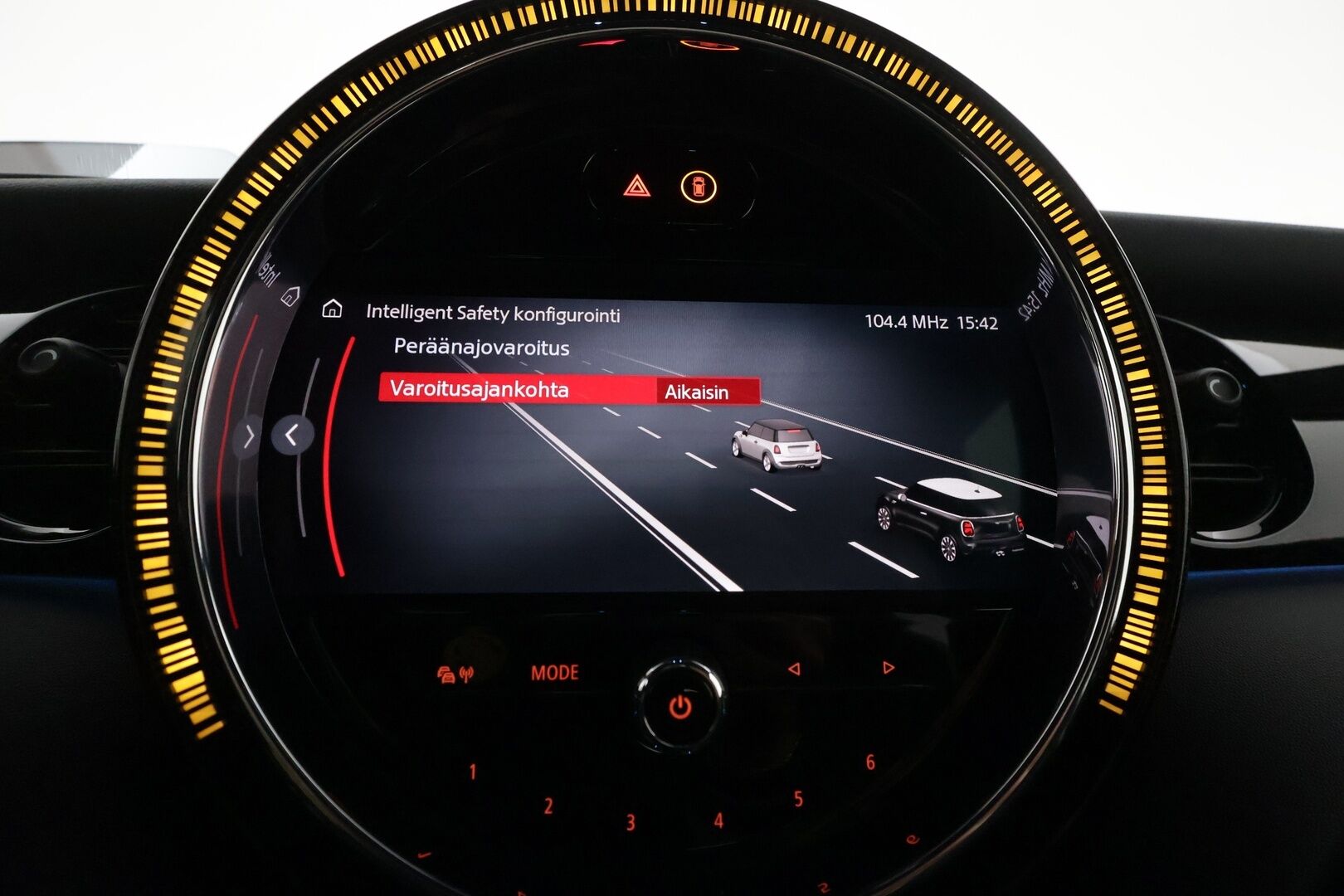 Mini JOHN COOPER WORKS 2022 A Experience - 3,99 % KORKOTARJOUS TÄHÄN AUTOON - 1-om. Suomi-auto / Facelift / HUD / Adapt. vakkari / Digimittaristo / ComfortAccess / P.kamera / AppleCarplay / Tulossa toimipisteeseen!