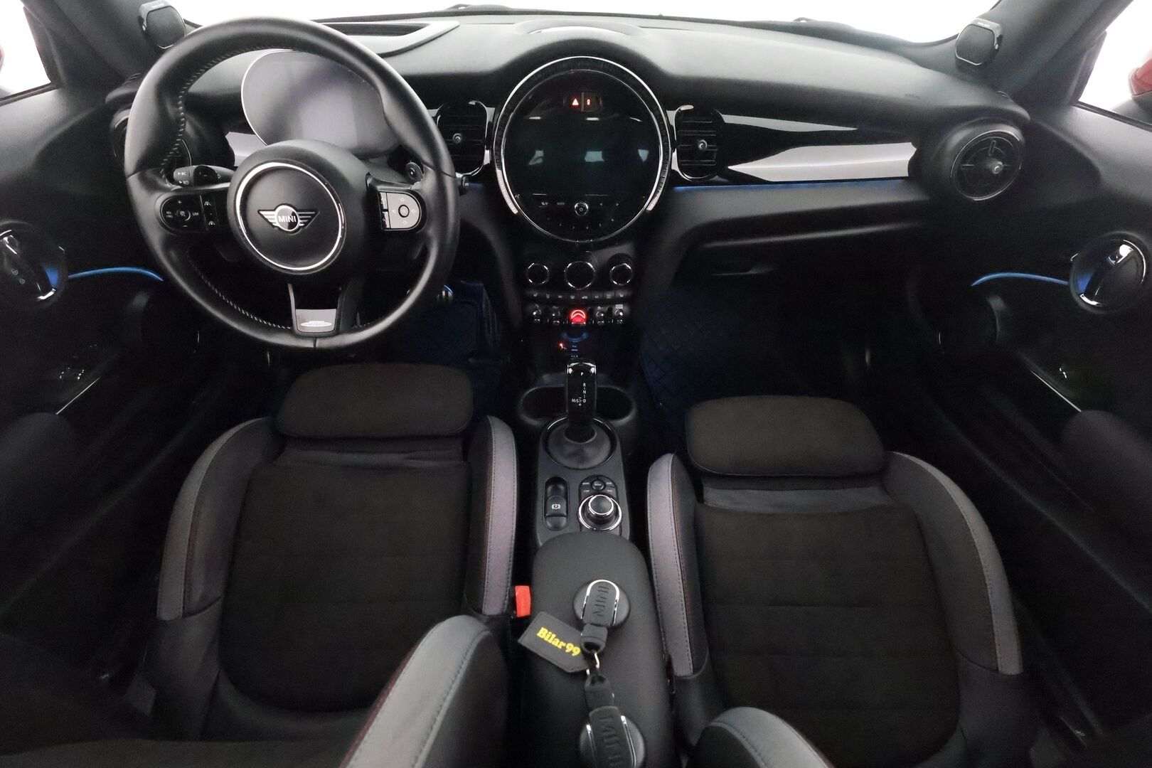 Mini JOHN COOPER WORKS 2022 A Experience - 3,99 % KORKOTARJOUS TÄHÄN AUTOON - 1-om. Suomi-auto / Facelift / HUD / Adapt. vakkari / Digimittaristo / ComfortAccess / P.kamera / AppleCarplay / Tulossa toimipisteeseen!